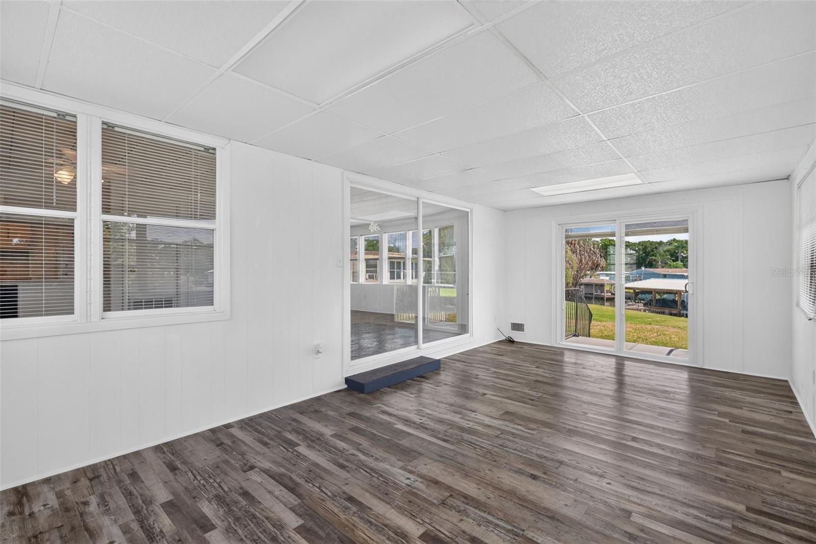 WESTERN SHORES 2ND ADD - Residential