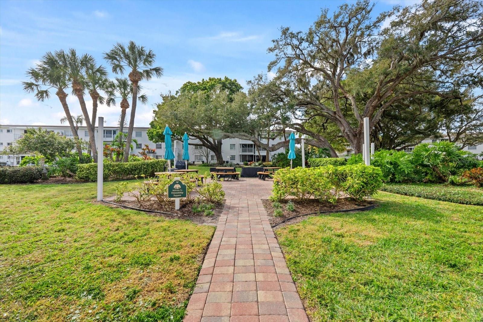 BAYSHORE GARDENS - Residential