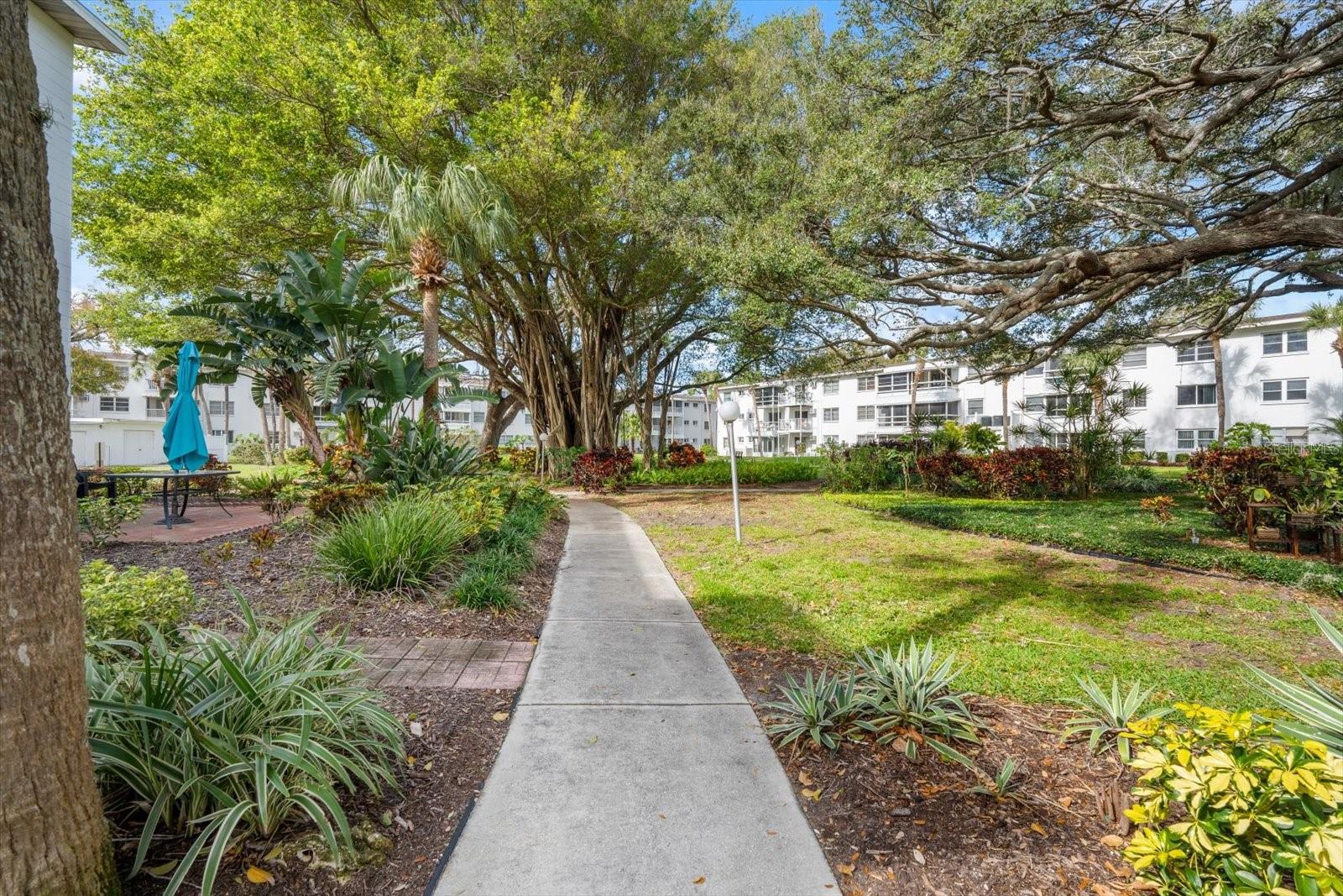 BAYSHORE GARDENS - Residential