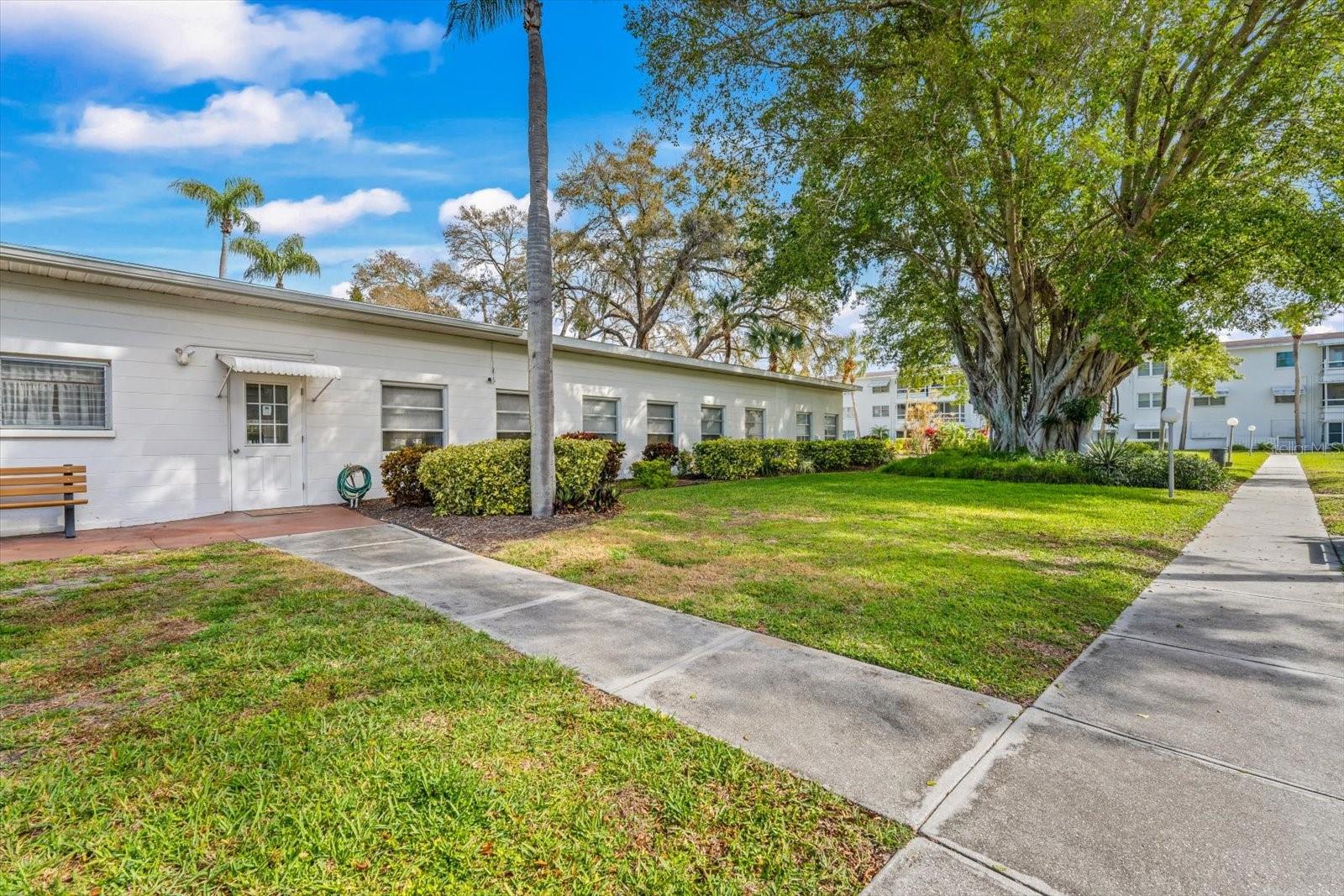 BAYSHORE GARDENS - Residential