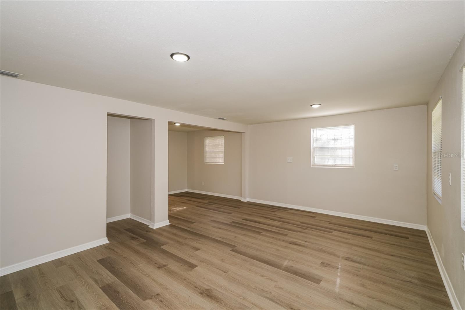 ENGLEWOOD - Residential
