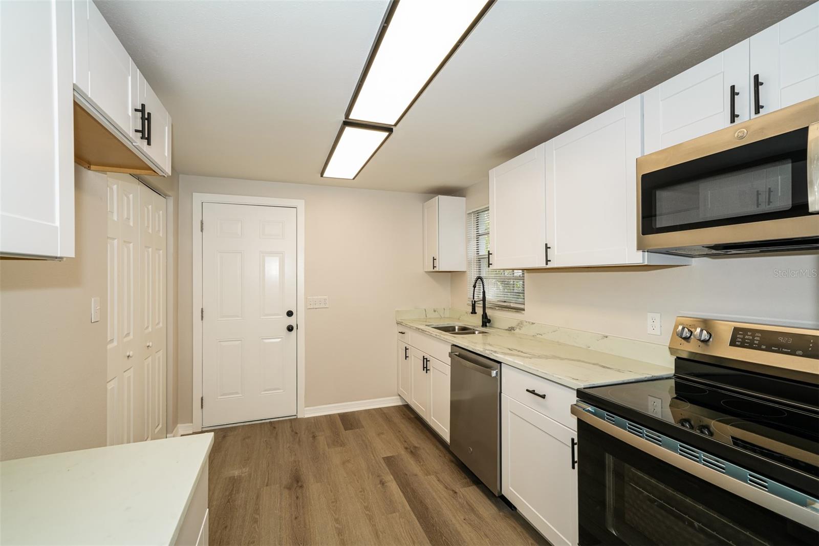 ENGLEWOOD - Residential