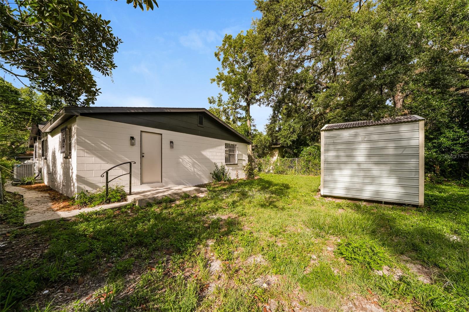 ENGLEWOOD - Residential