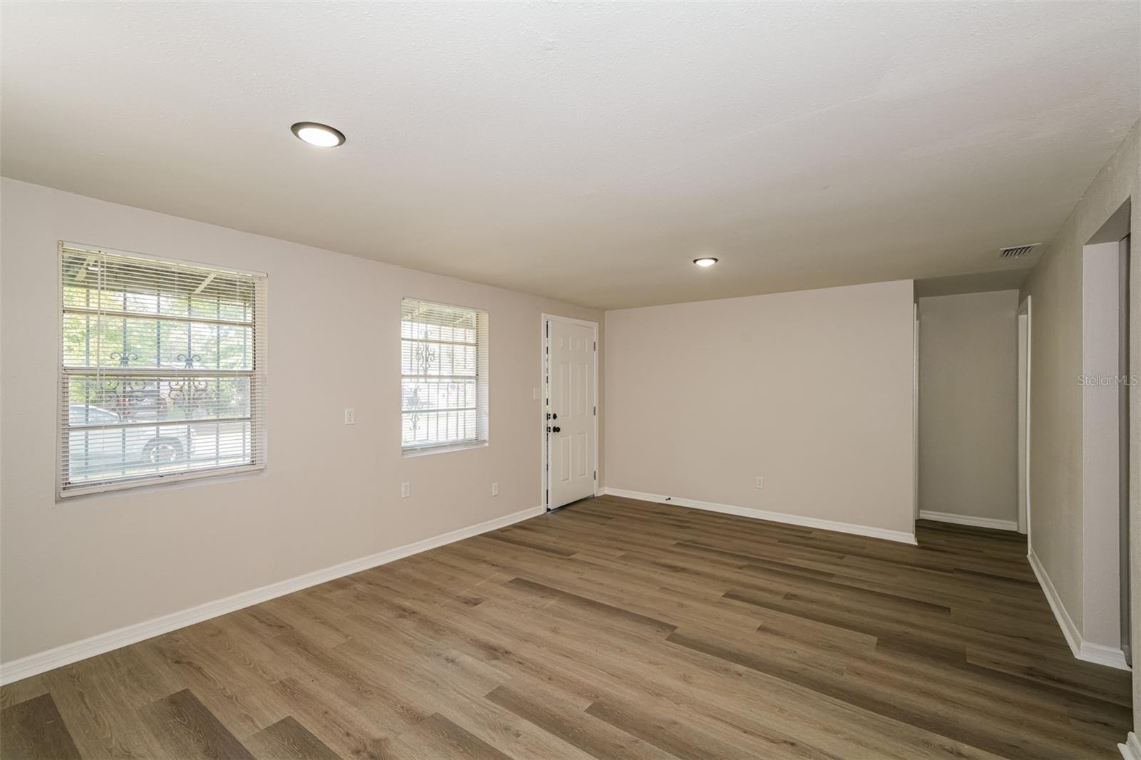 ENGLEWOOD - Residential