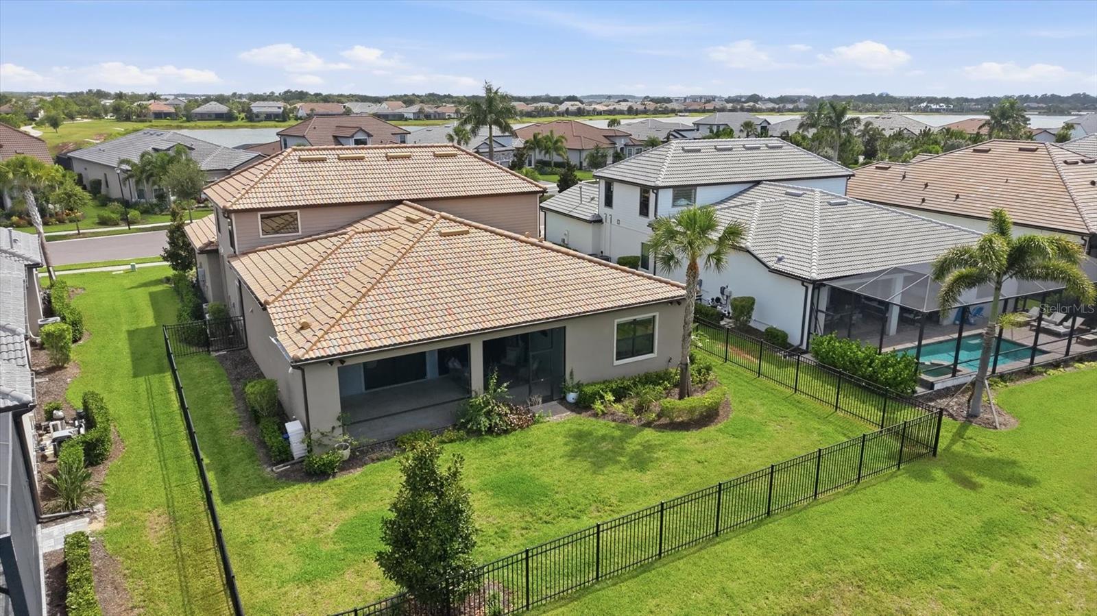 SHOREVIEW - Residential