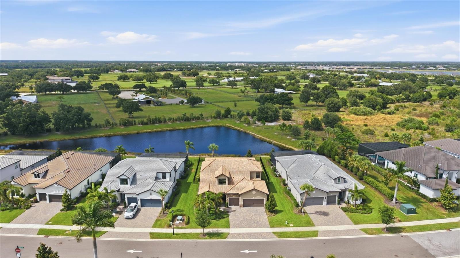 SHOREVIEW - Residential