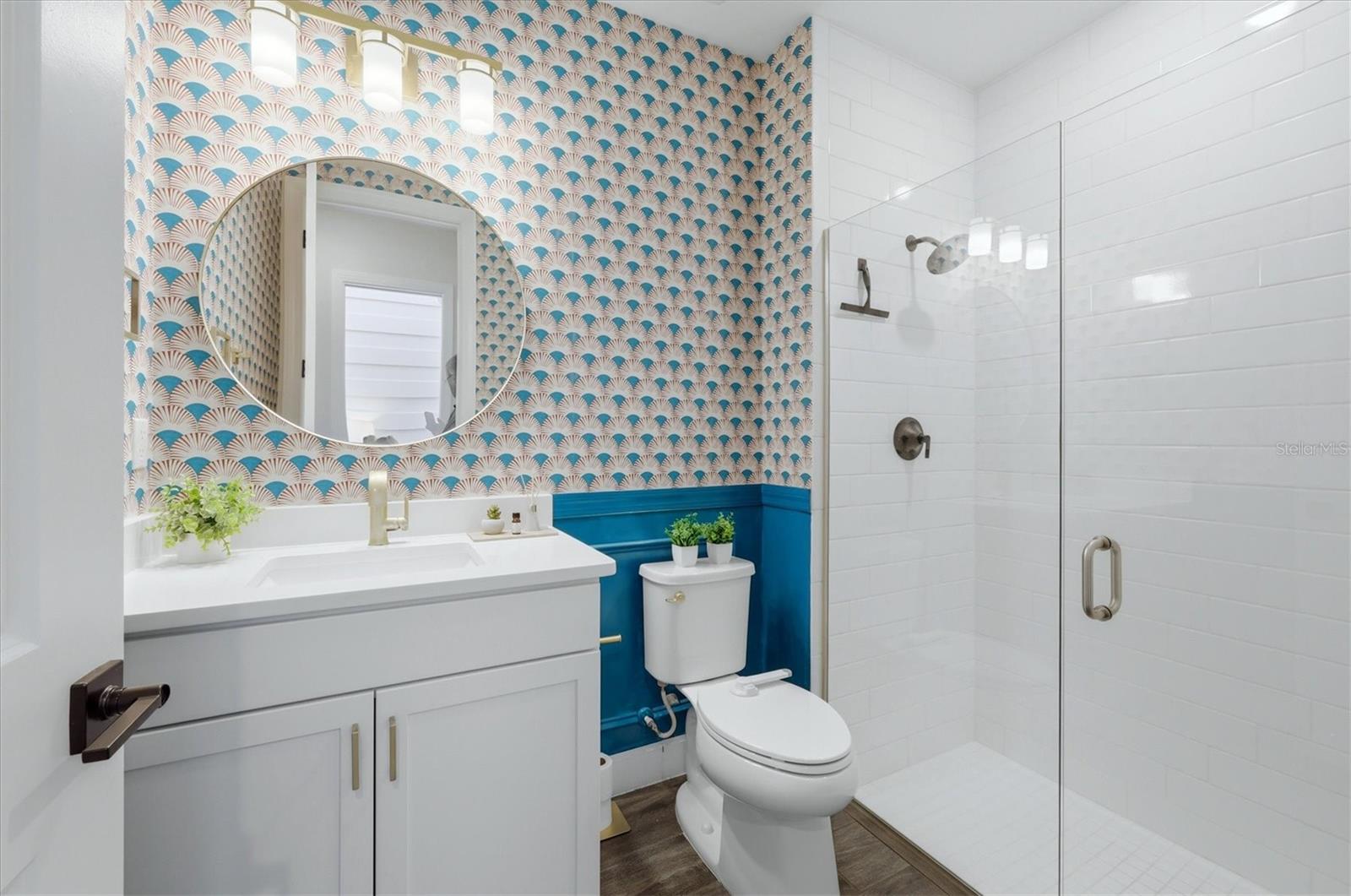 SHOREVIEW - Residential