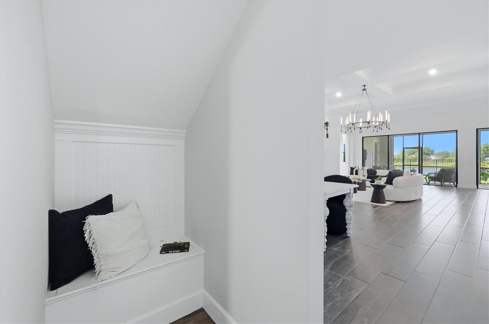 SHOREVIEW - Residential