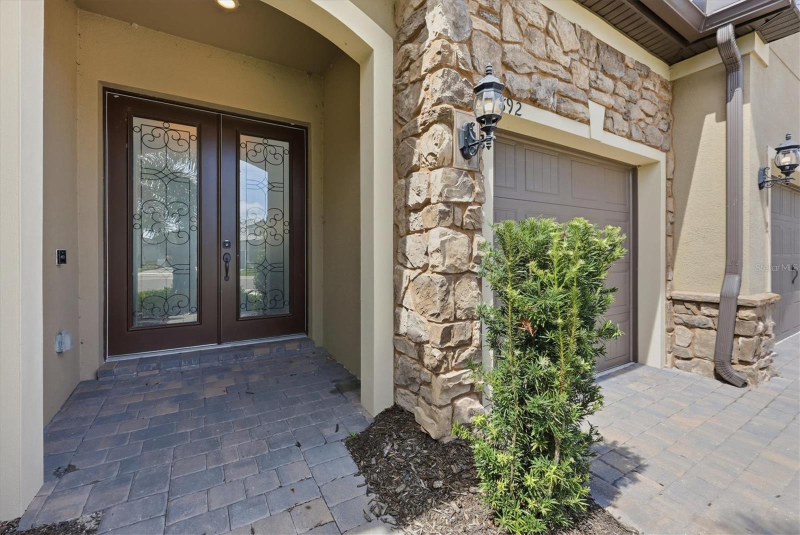 SHOREVIEW - Residential