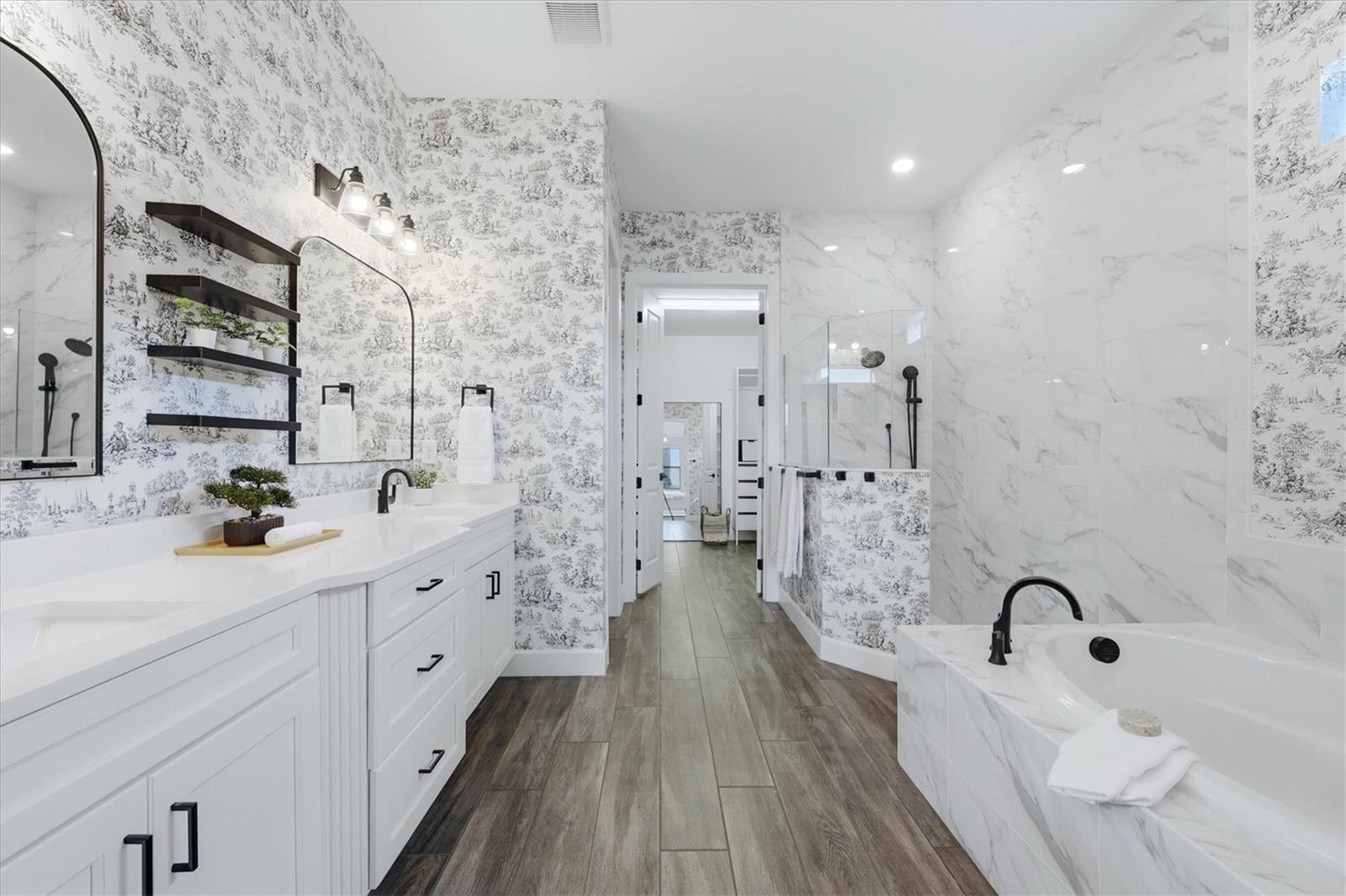 SHOREVIEW - Residential