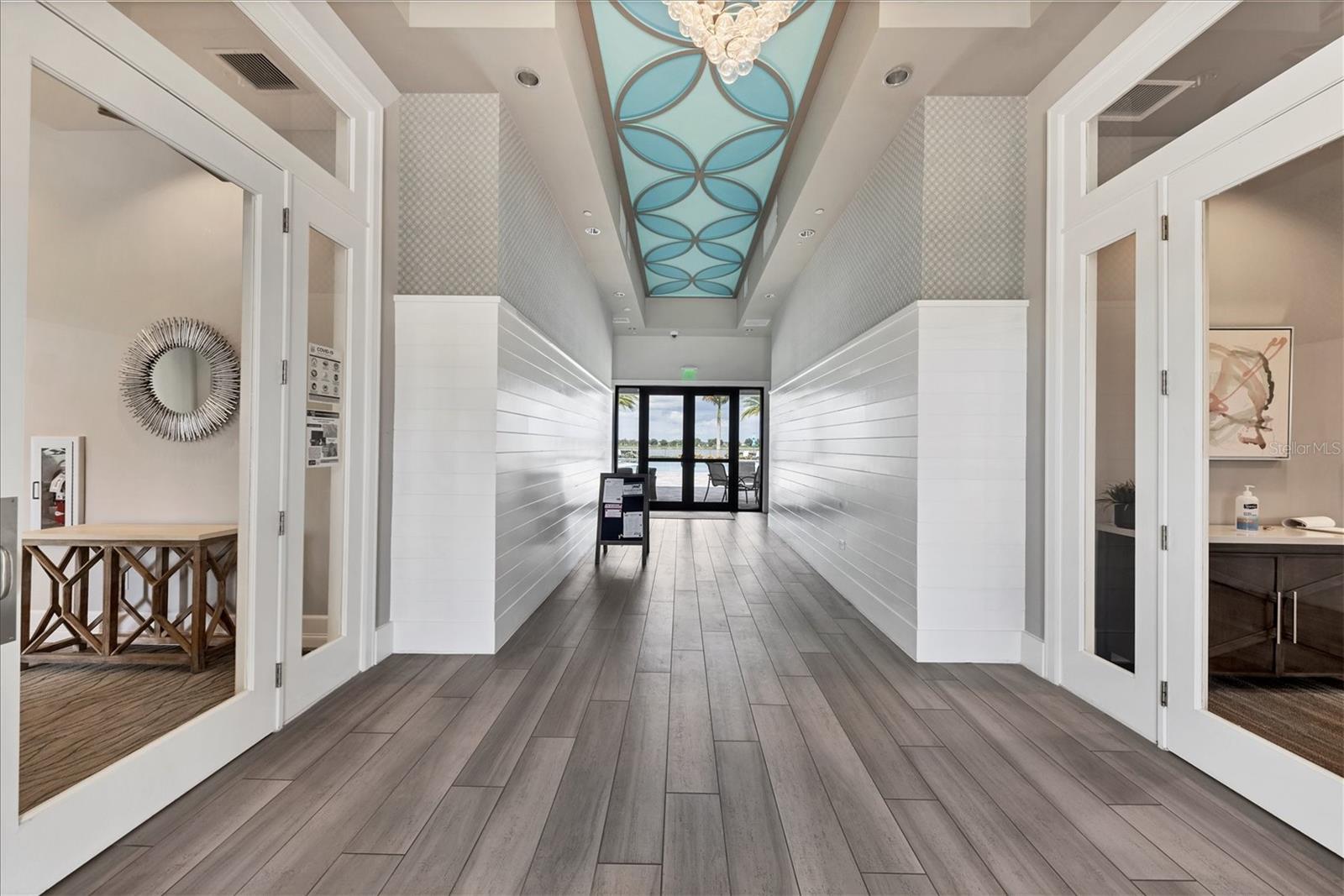 SHOREVIEW - Residential