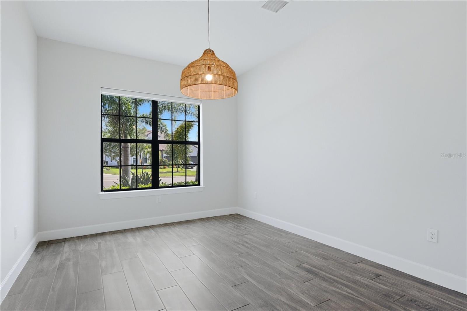 SHOREVIEW - Residential