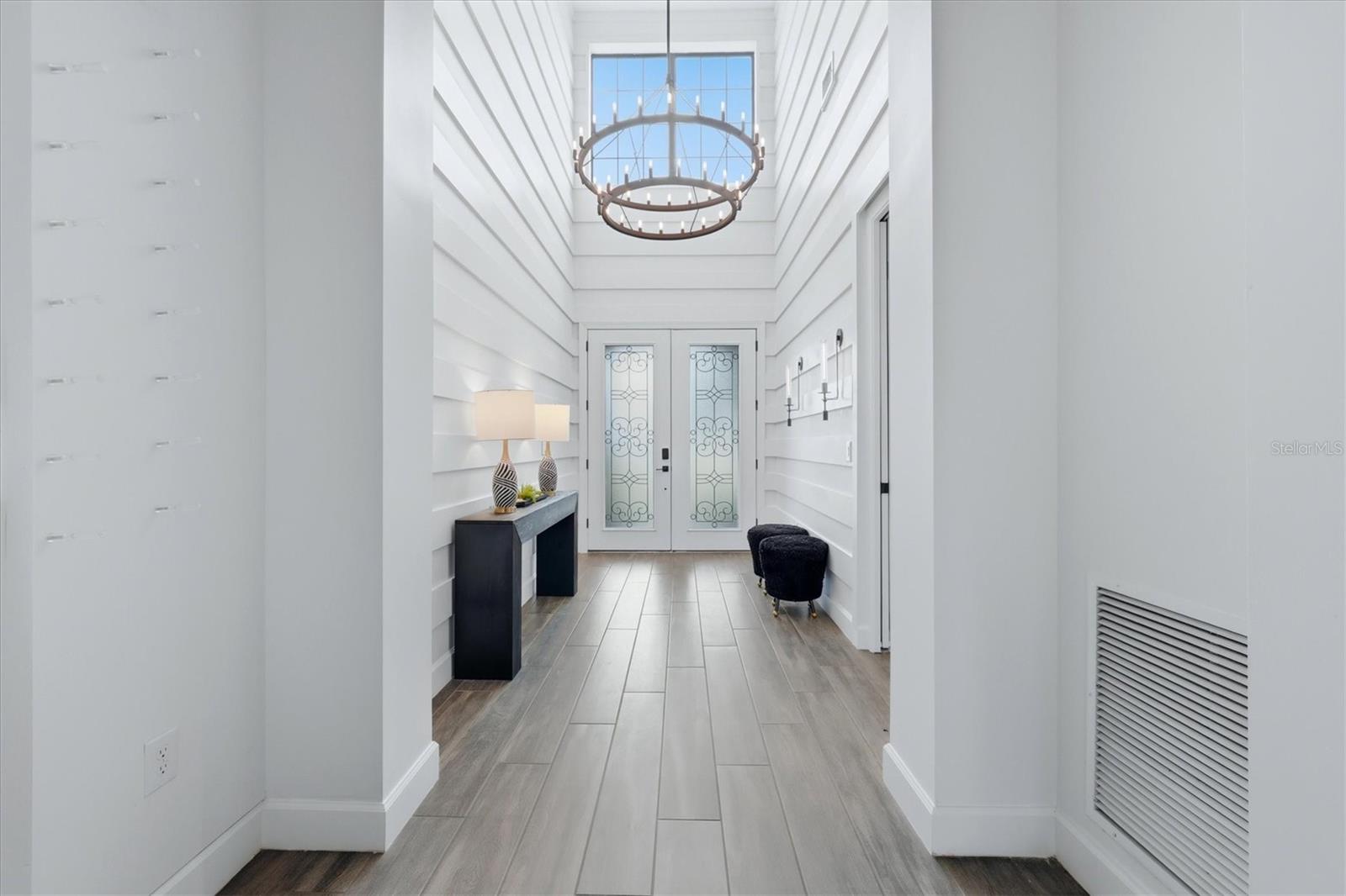 SHOREVIEW - Residential