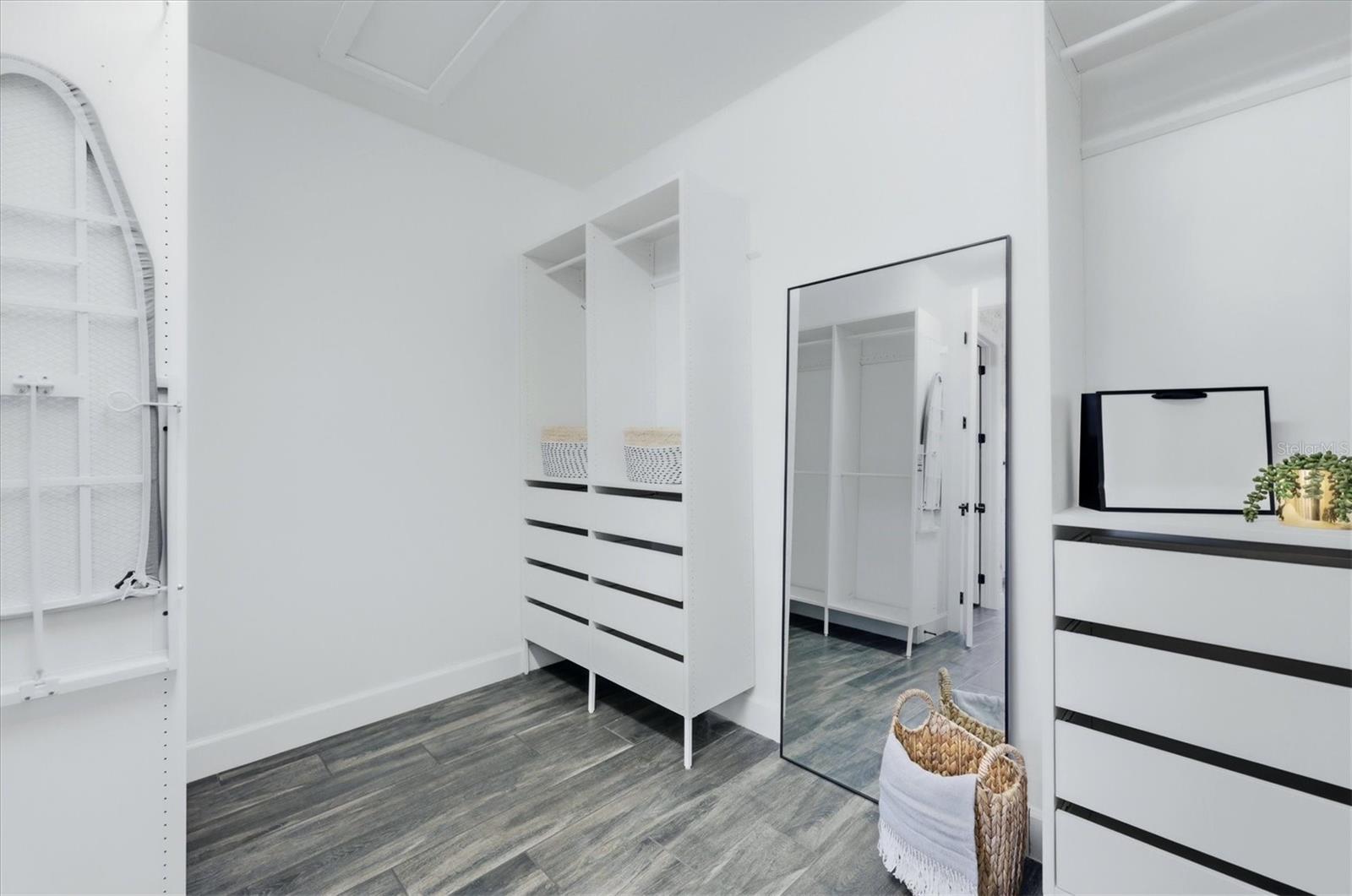 SHOREVIEW - Residential