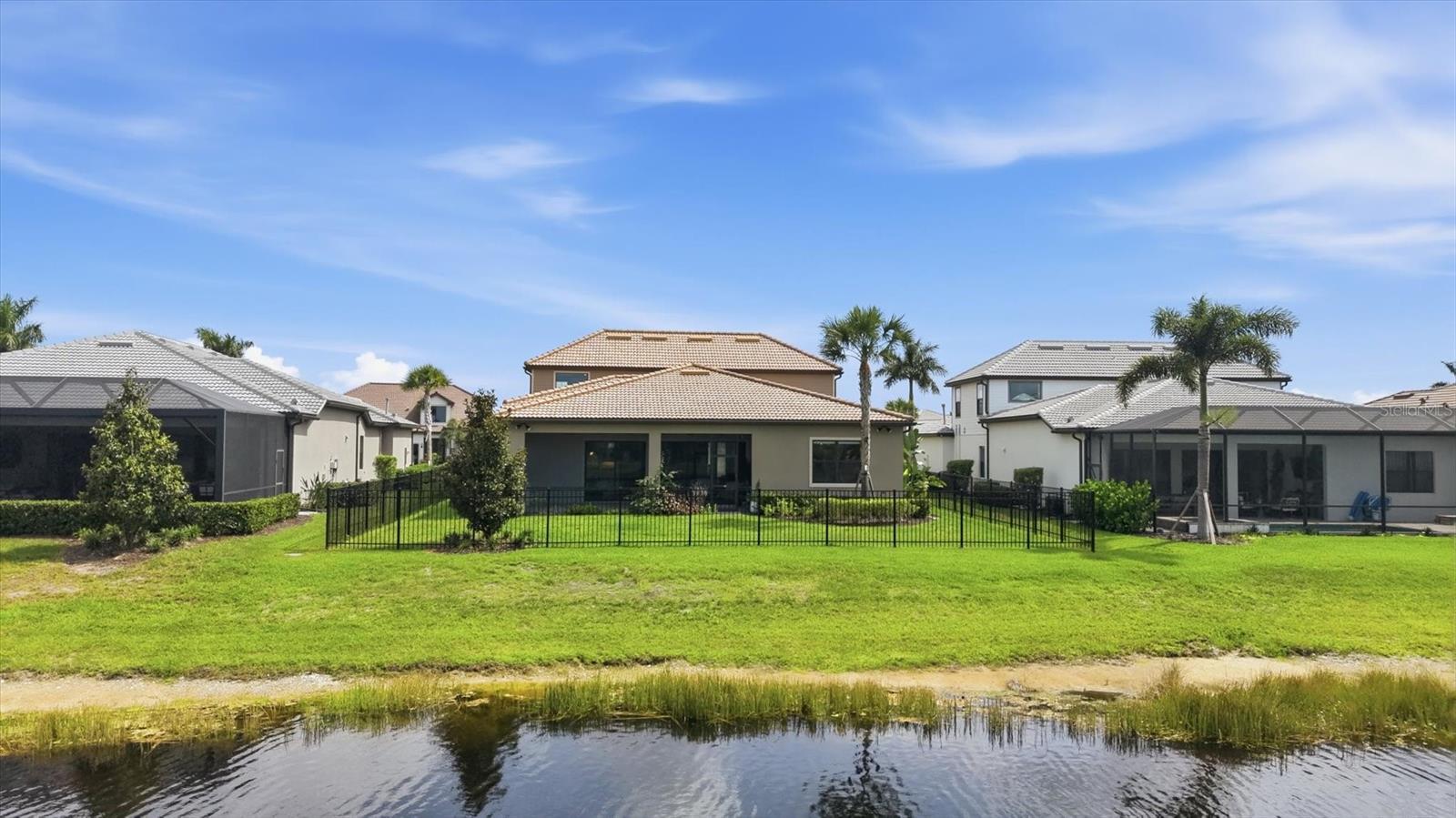 SHOREVIEW - Residential