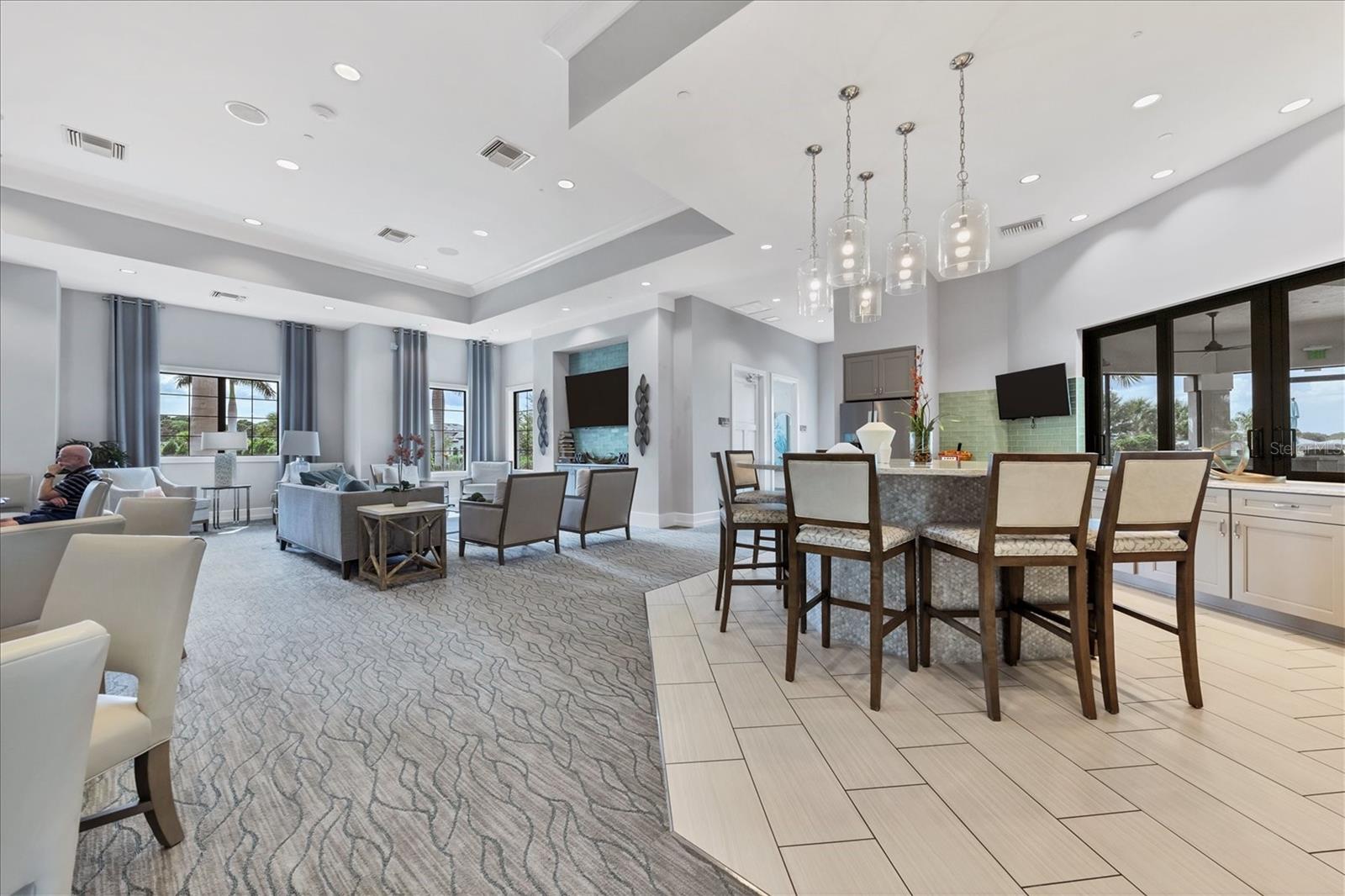 SHOREVIEW - Residential
