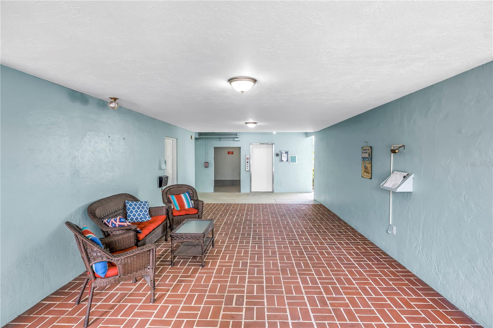 BELLEAIR FOREST - Residential