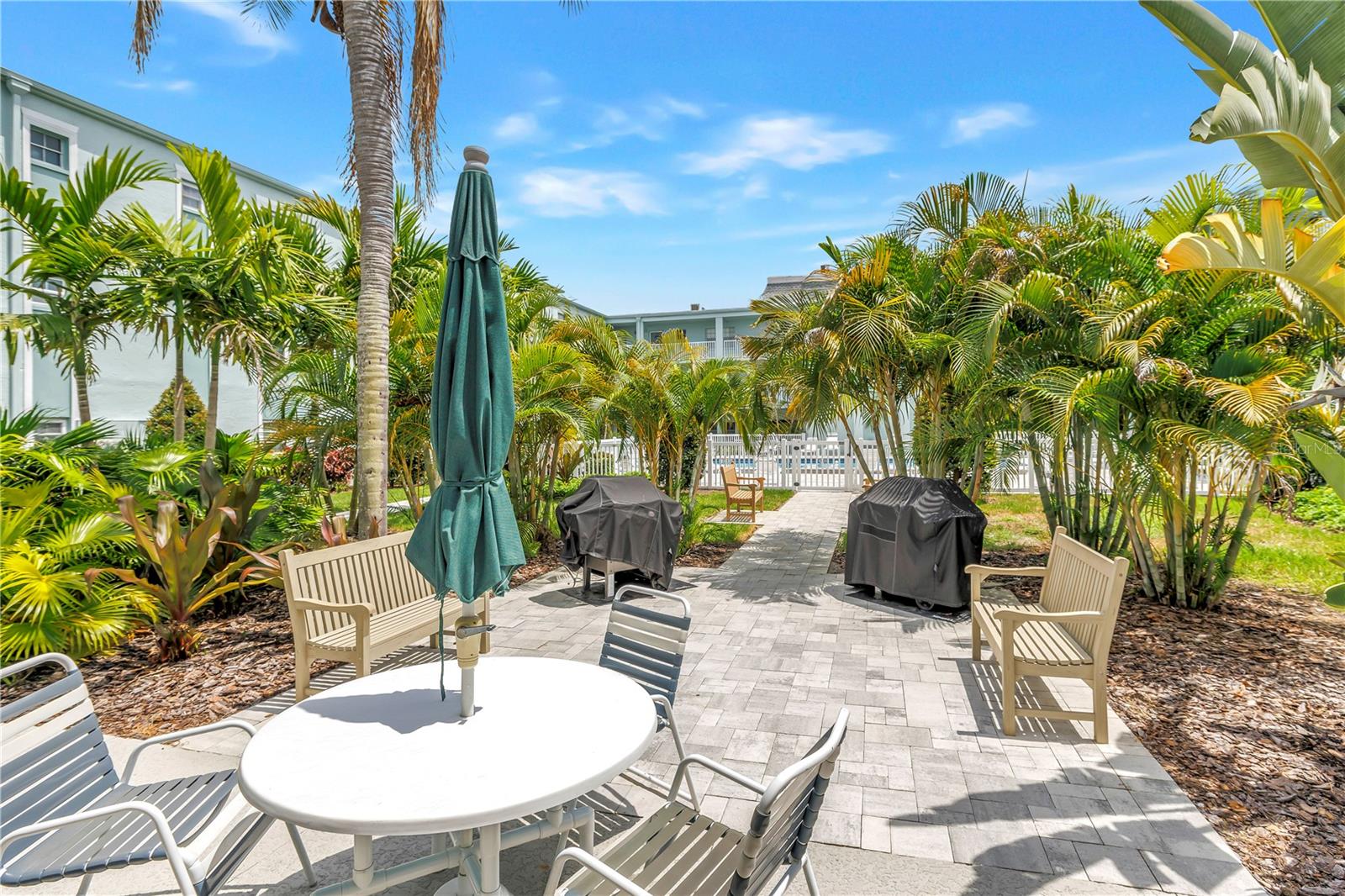 BELLEAIR FOREST - Residential