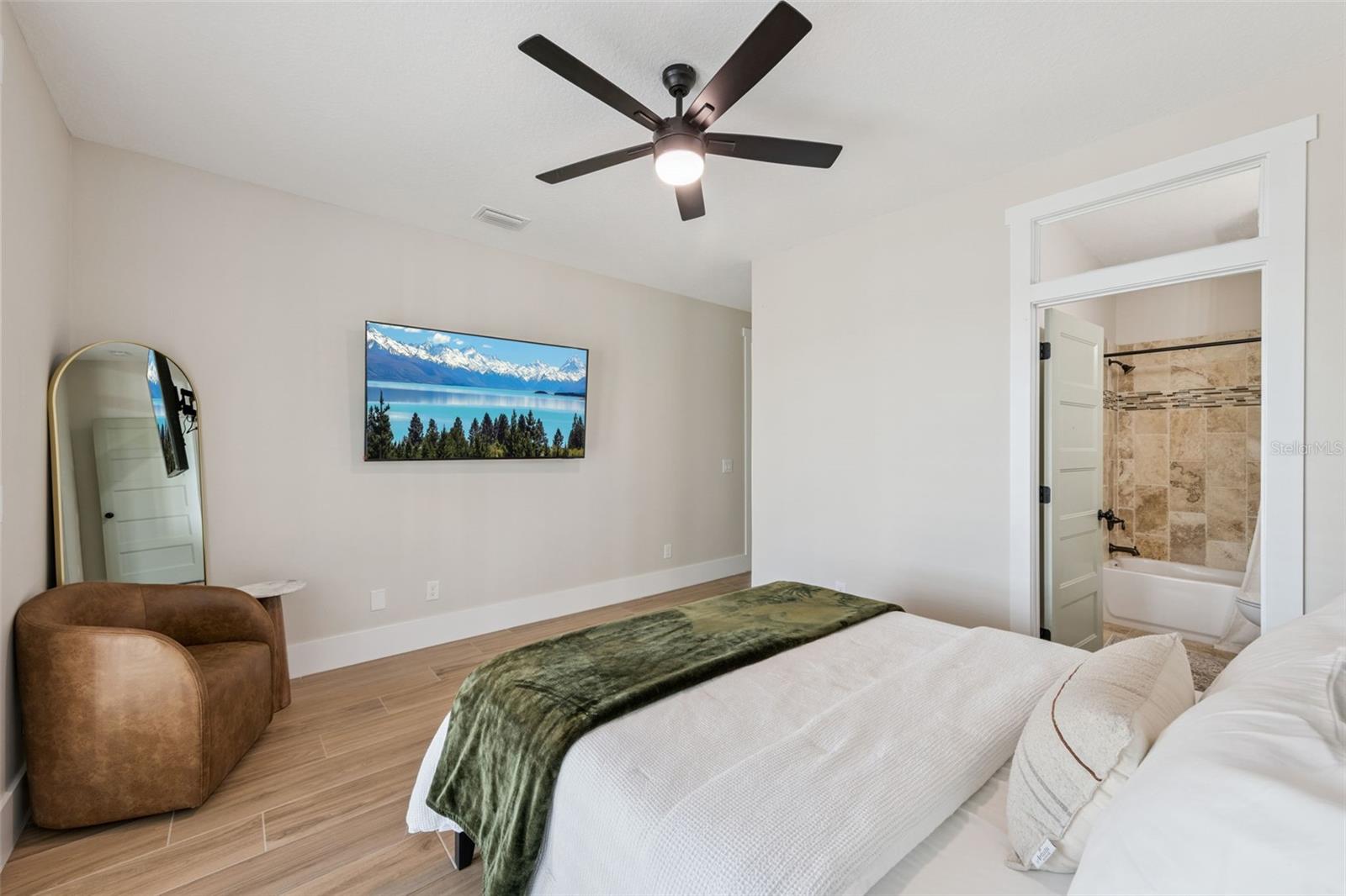 LAKE FISCHER ESTATES - Residential