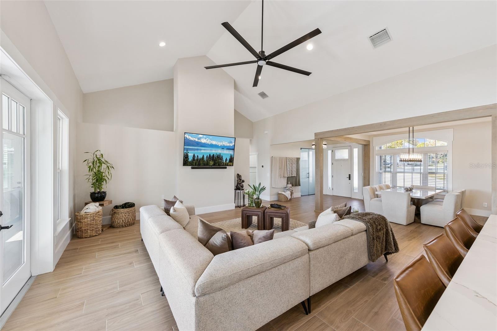 LAKE FISCHER ESTATES - Residential
