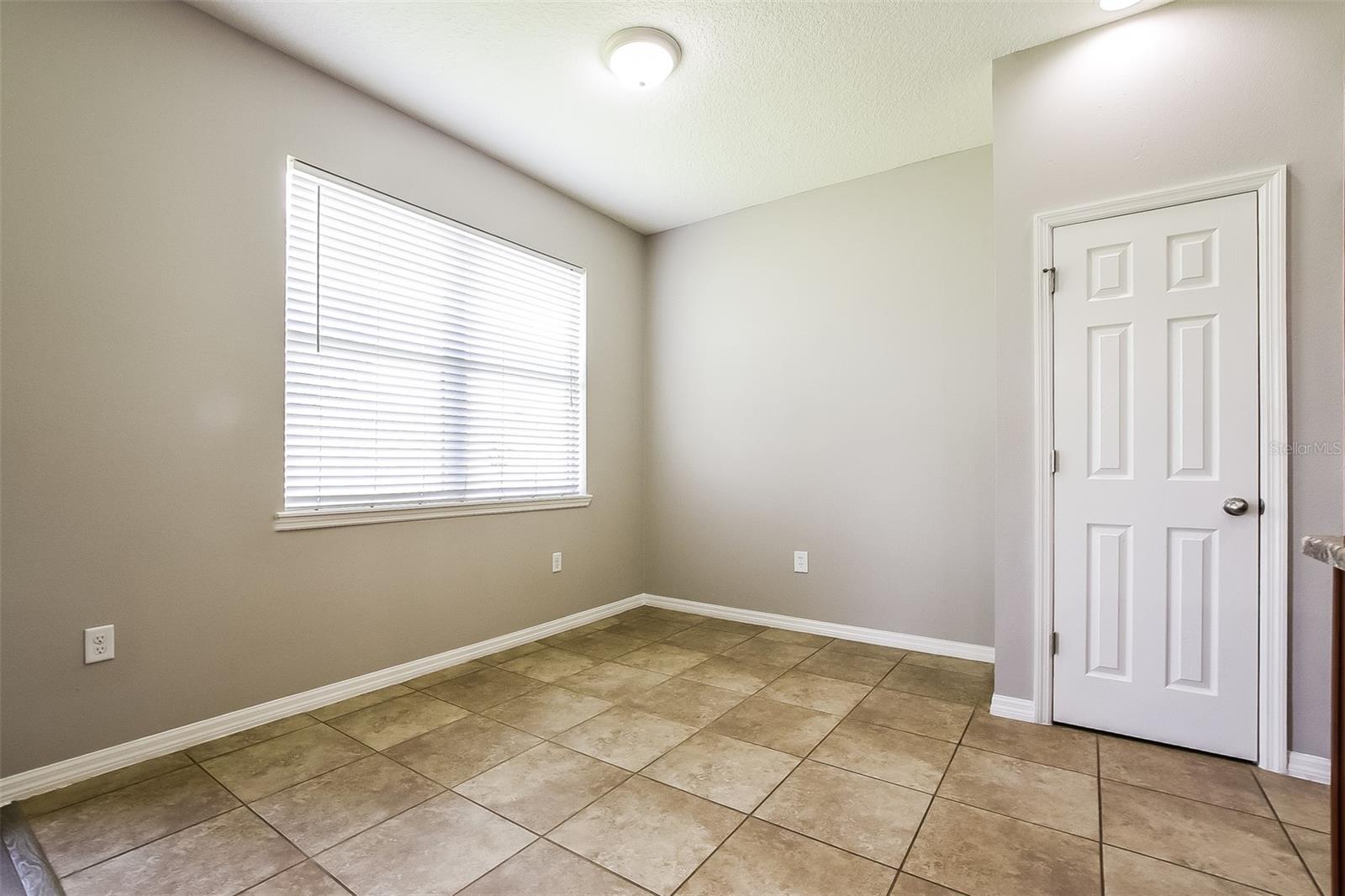 SOUTHERN RIDGE AT ESTATES - Residential
