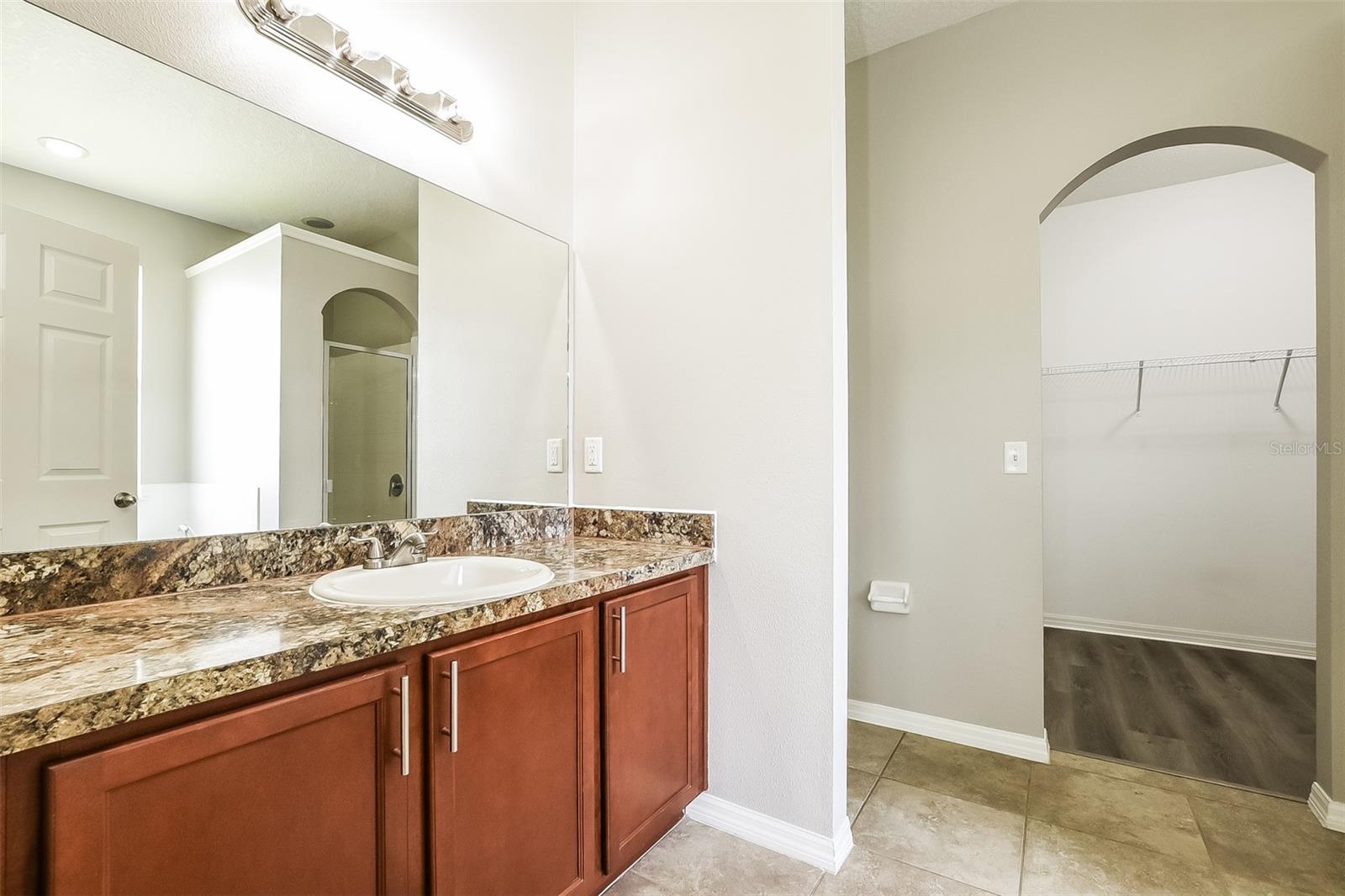 SOUTHERN RIDGE AT ESTATES - Residential