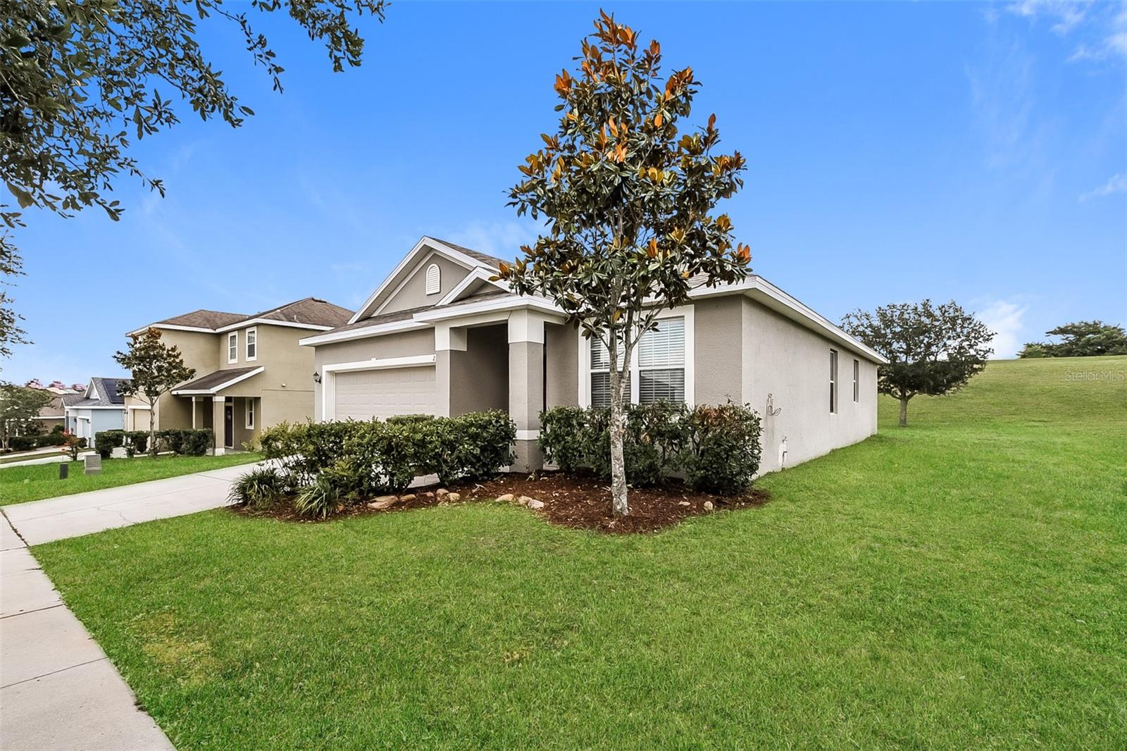 SOUTHERN RIDGE AT ESTATES - Residential