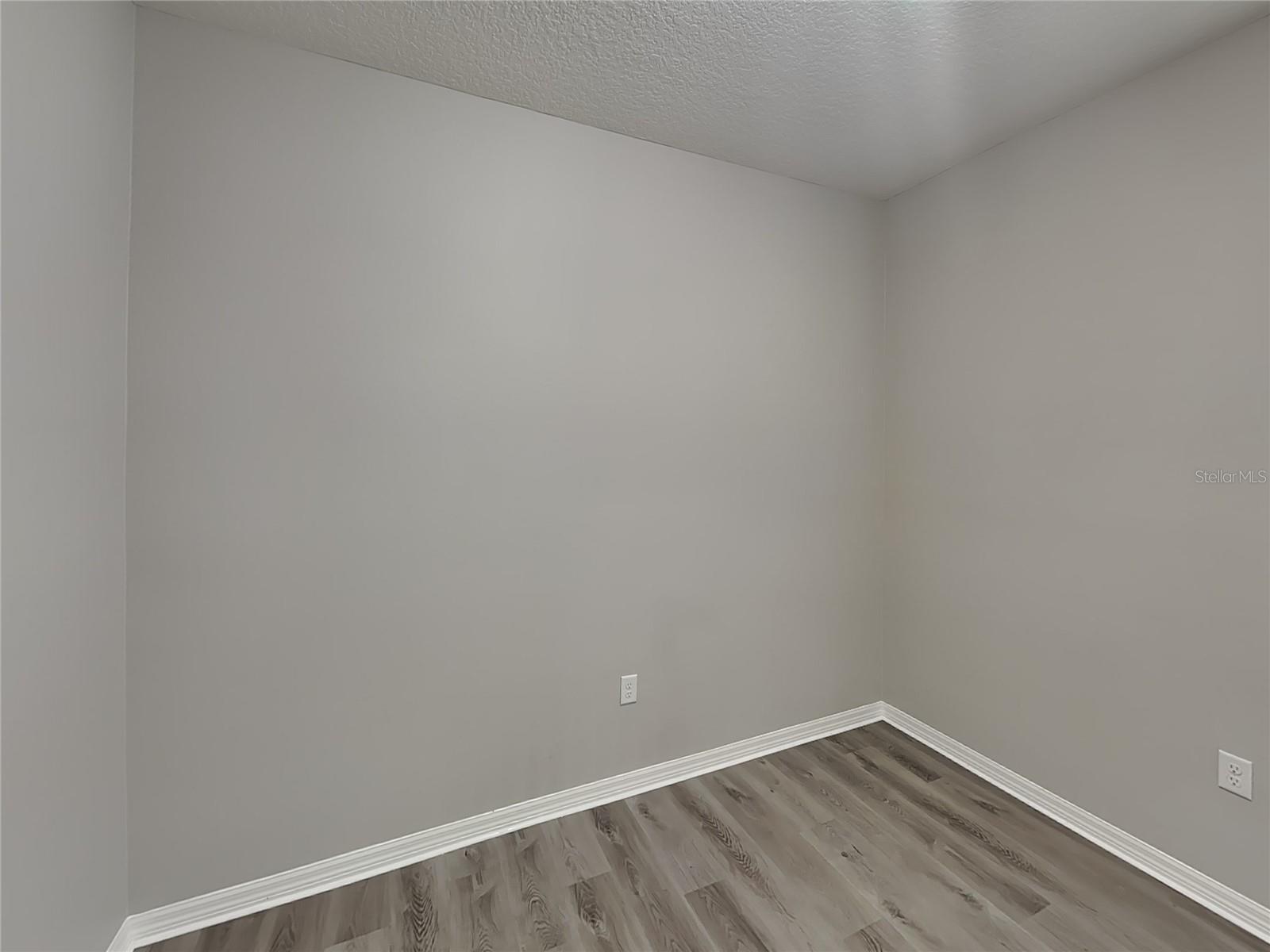 SOUTHERN RIDGE AT ESTATES - Residential