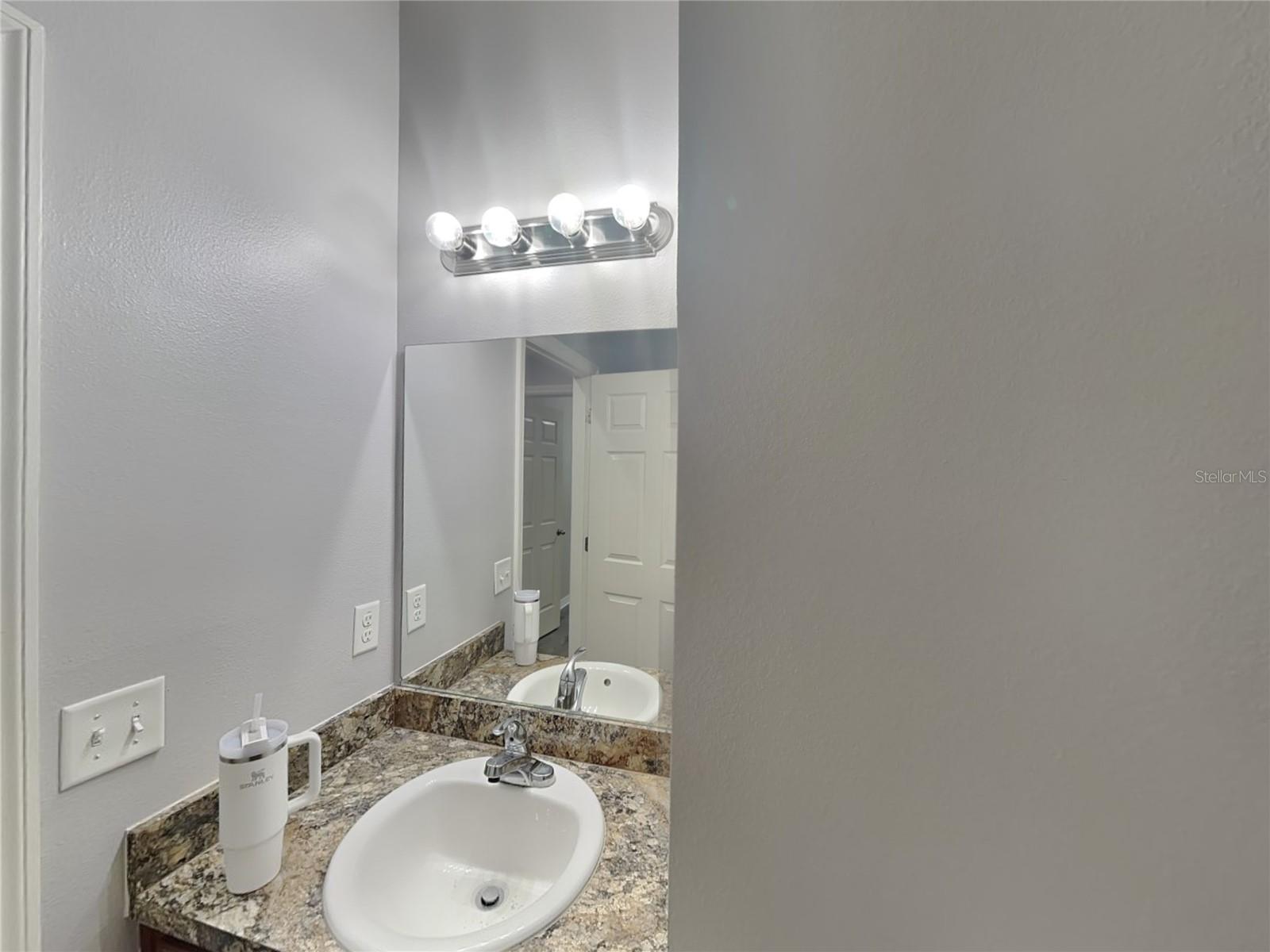 SOUTHERN RIDGE AT ESTATES - Residential