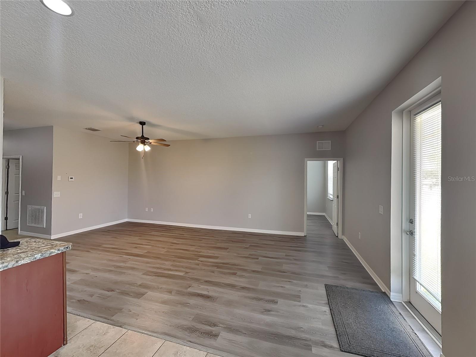 SOUTHERN RIDGE AT ESTATES - Residential