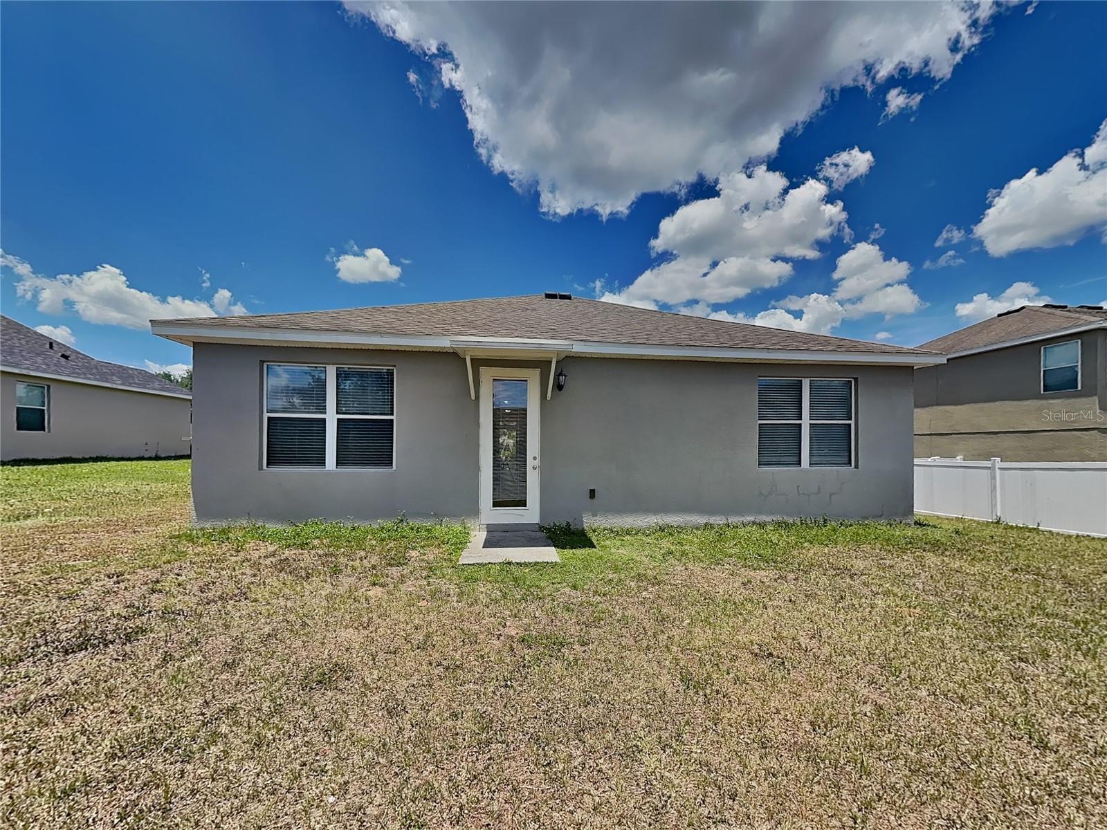 SOUTHERN RIDGE AT ESTATES - Residential