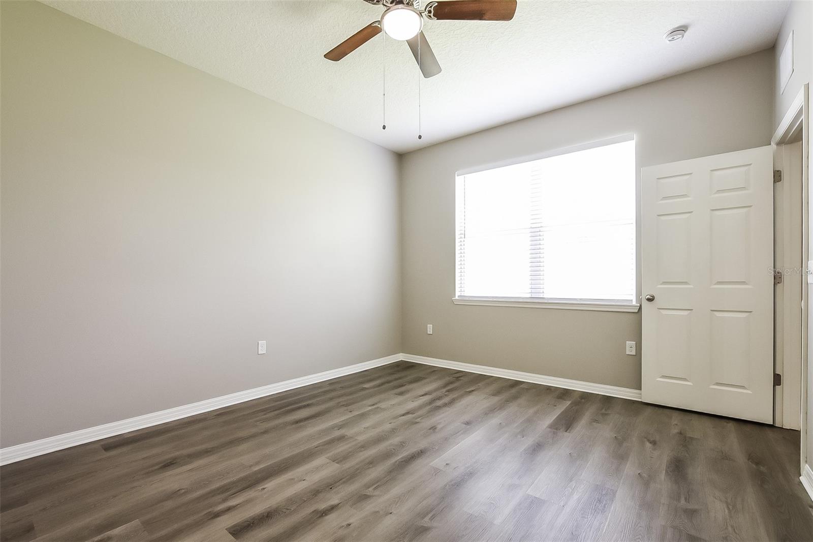 SOUTHERN RIDGE AT ESTATES - Residential