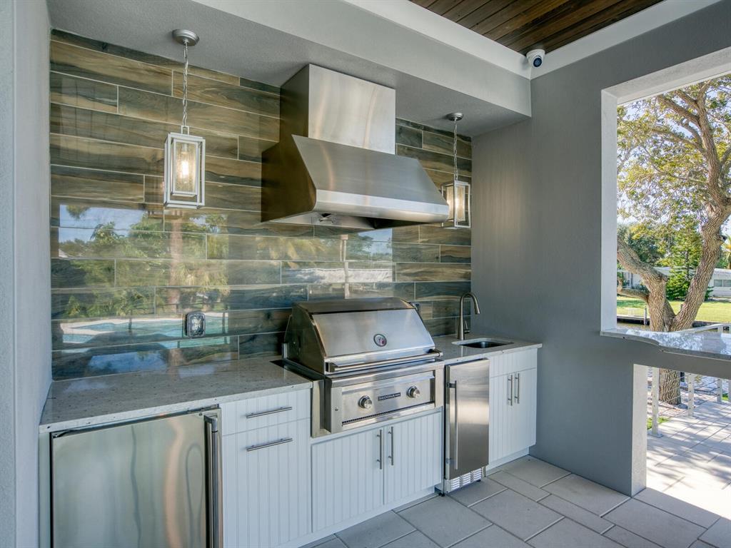 OYSTER BAY ESTATES - Residential
