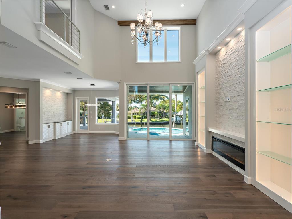 OYSTER BAY ESTATES - Residential