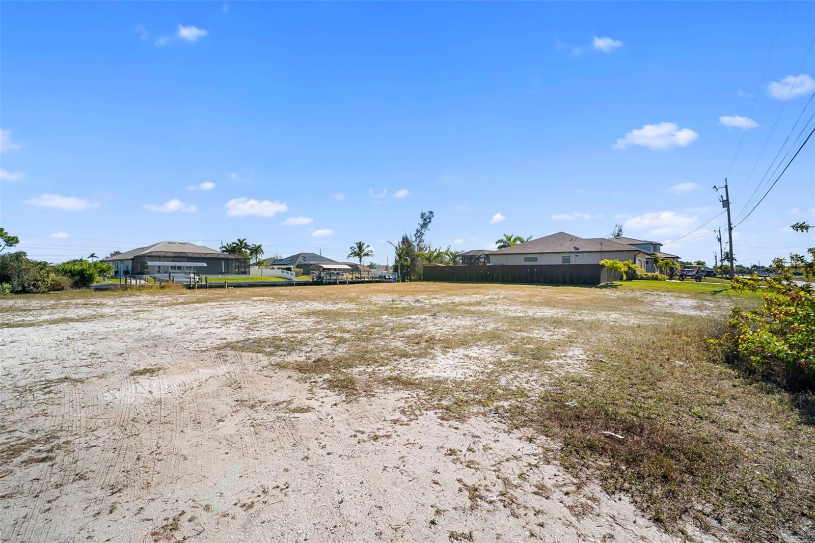 CAPE CORAL - Residential