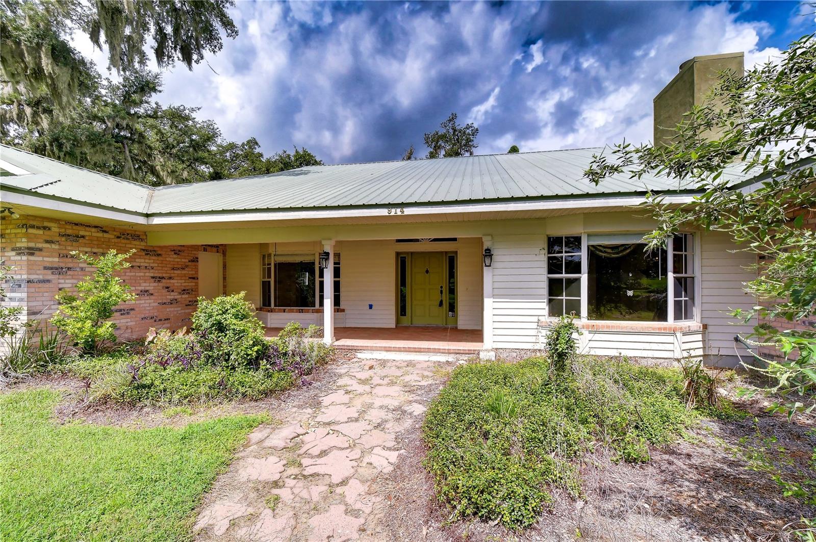 UNPLATTED - Residential