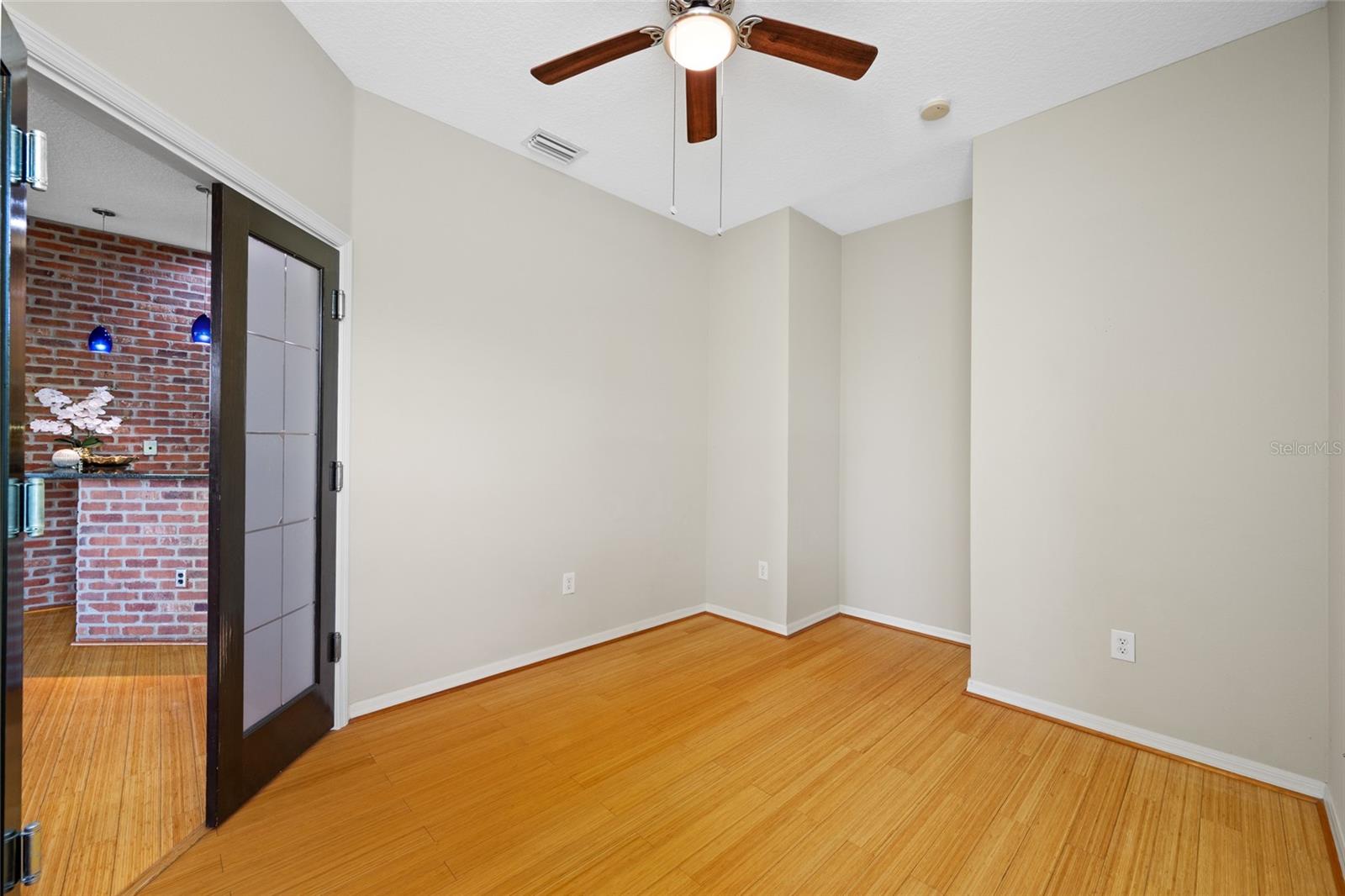 WORTHINGTON AT WEST PARK VILLA - Residential