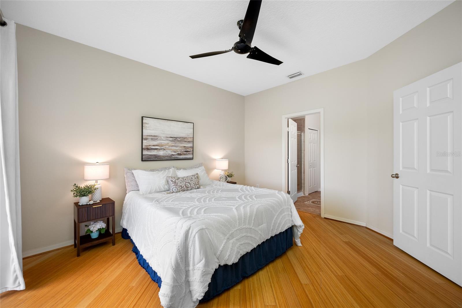 WORTHINGTON AT WEST PARK VILLA - Residential