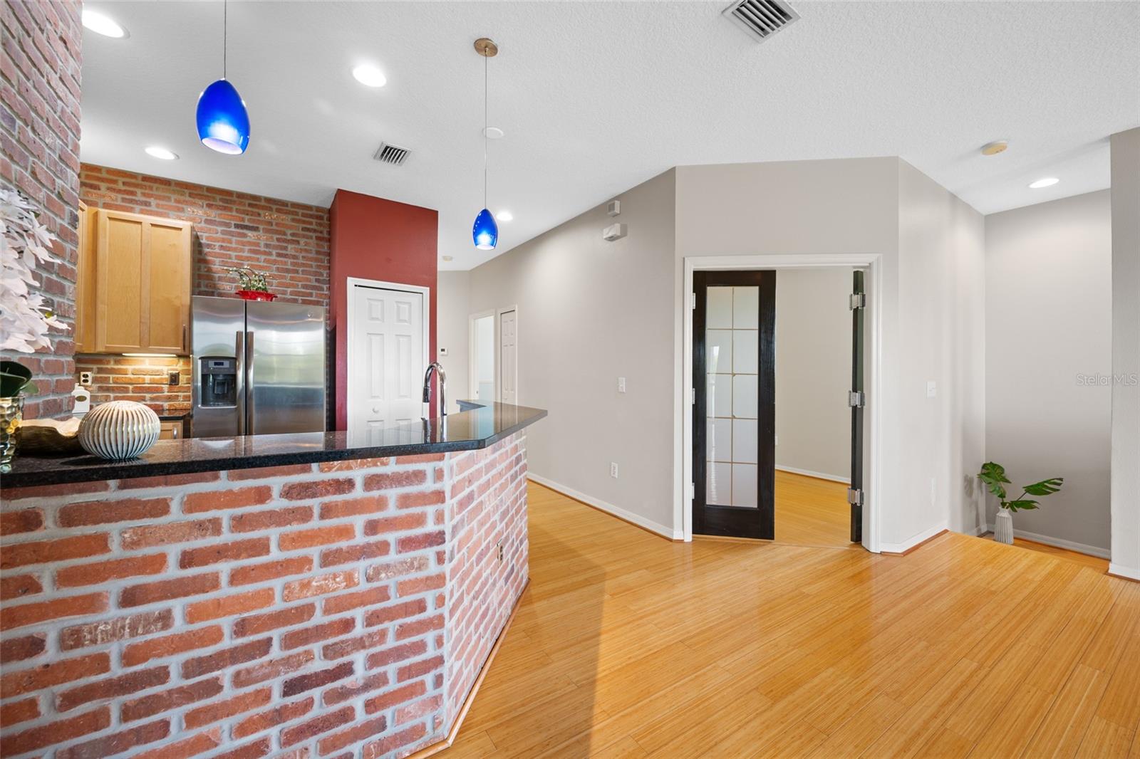 WORTHINGTON AT WEST PARK VILLA - Residential