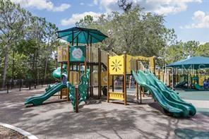 WORTHINGTON AT WEST PARK VILLA - Residential