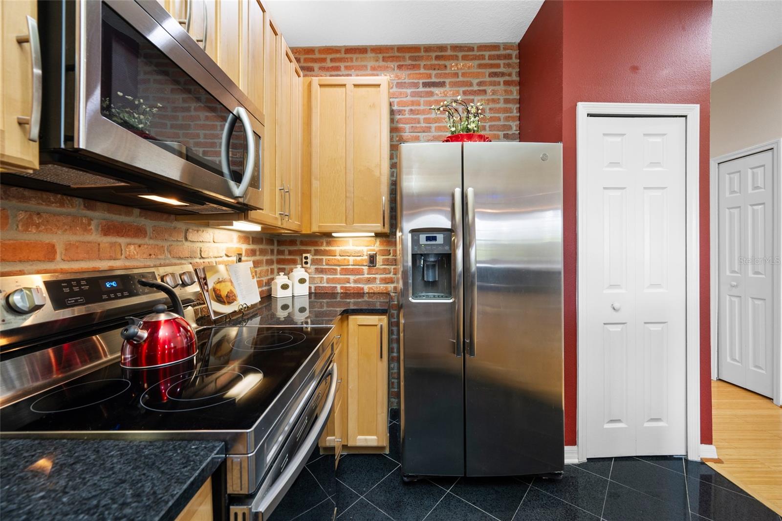 WORTHINGTON AT WEST PARK VILLA - Residential