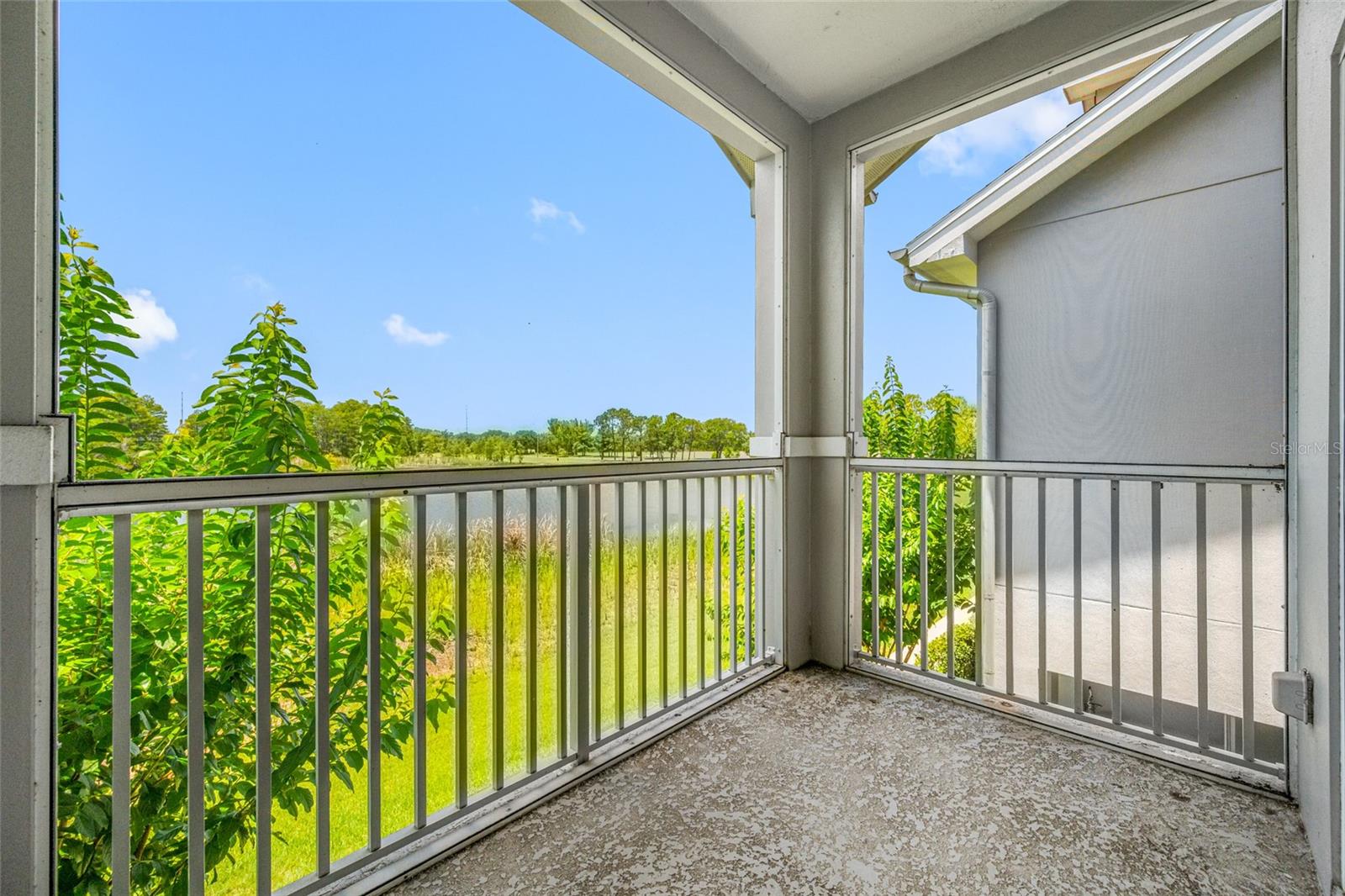 WORTHINGTON AT WEST PARK VILLA - Residential