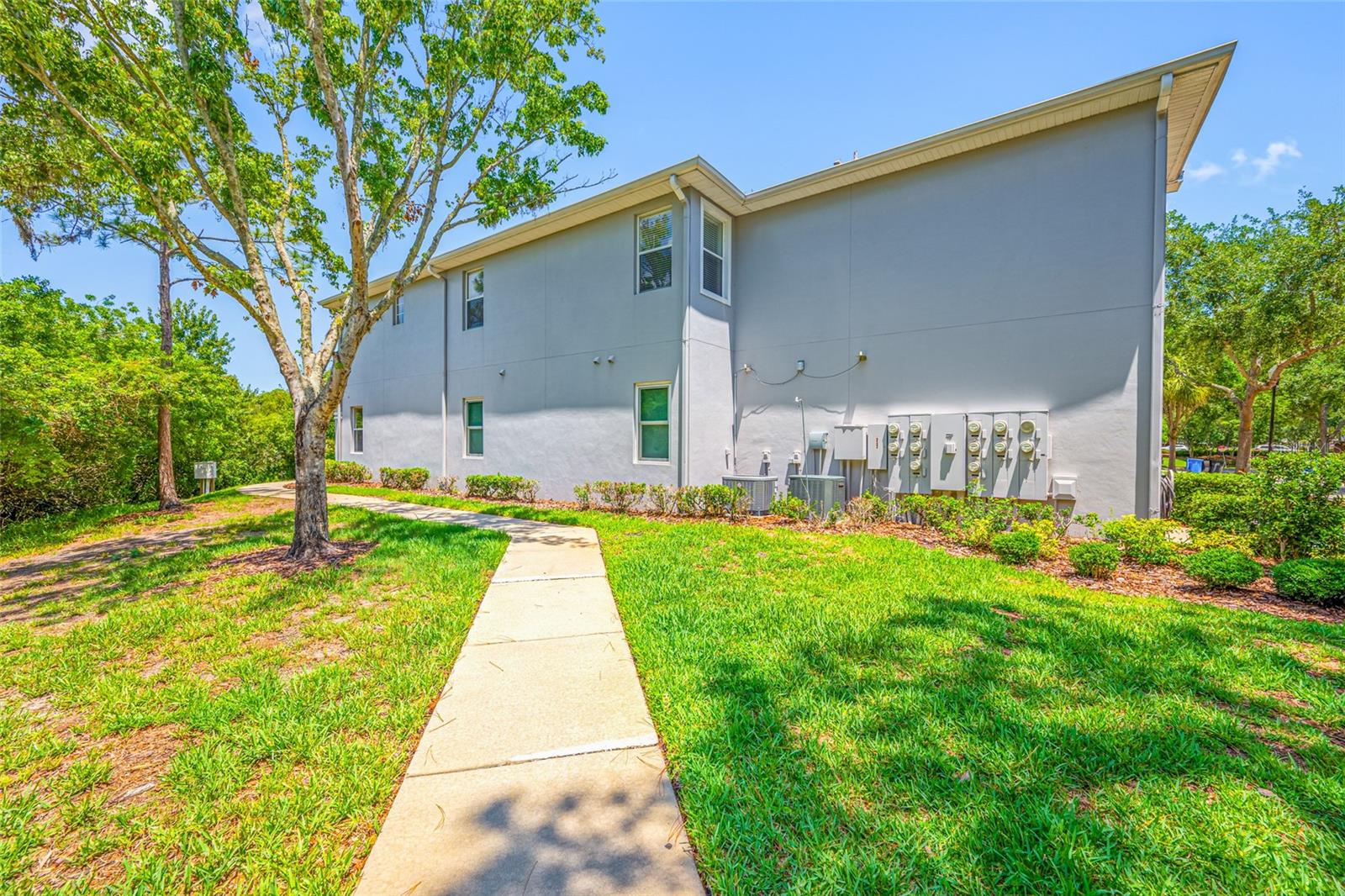 WORTHINGTON AT WEST PARK VILLA - Residential