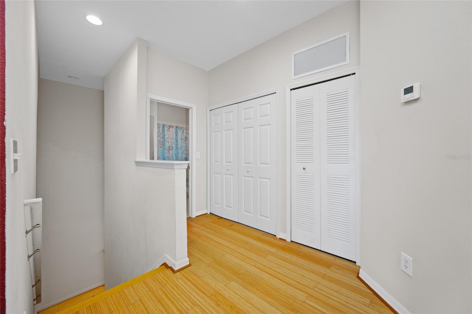 WORTHINGTON AT WEST PARK VILLA - Residential