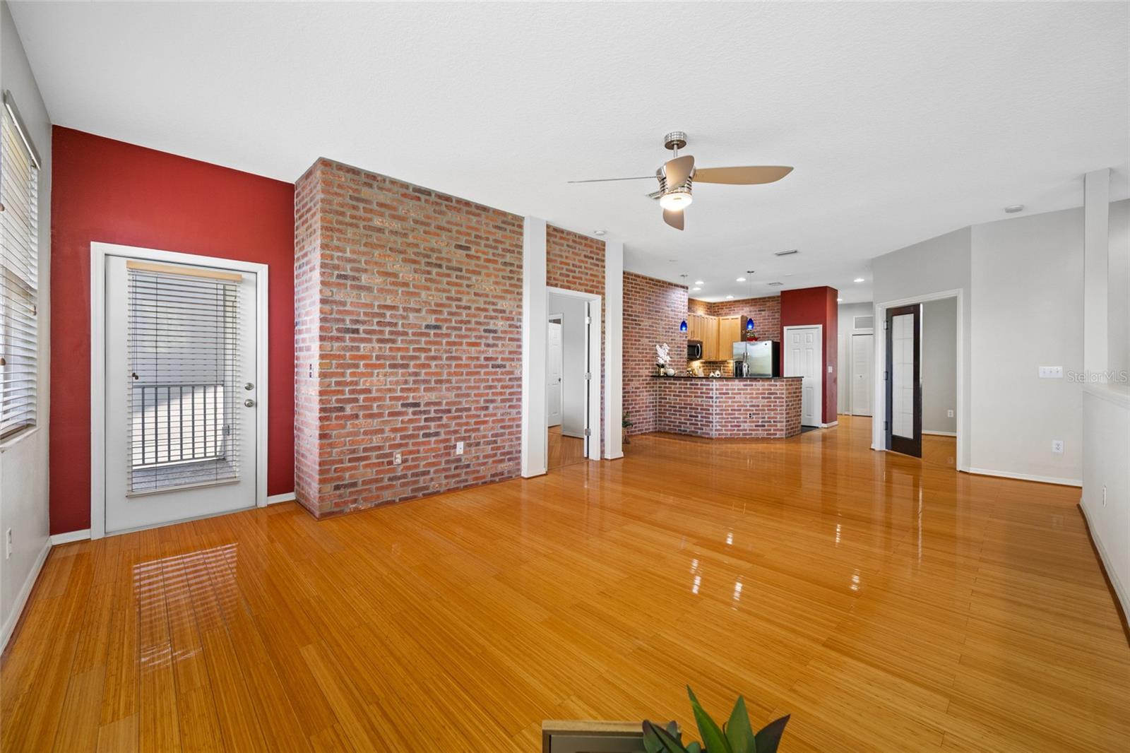 WORTHINGTON AT WEST PARK VILLA - Residential