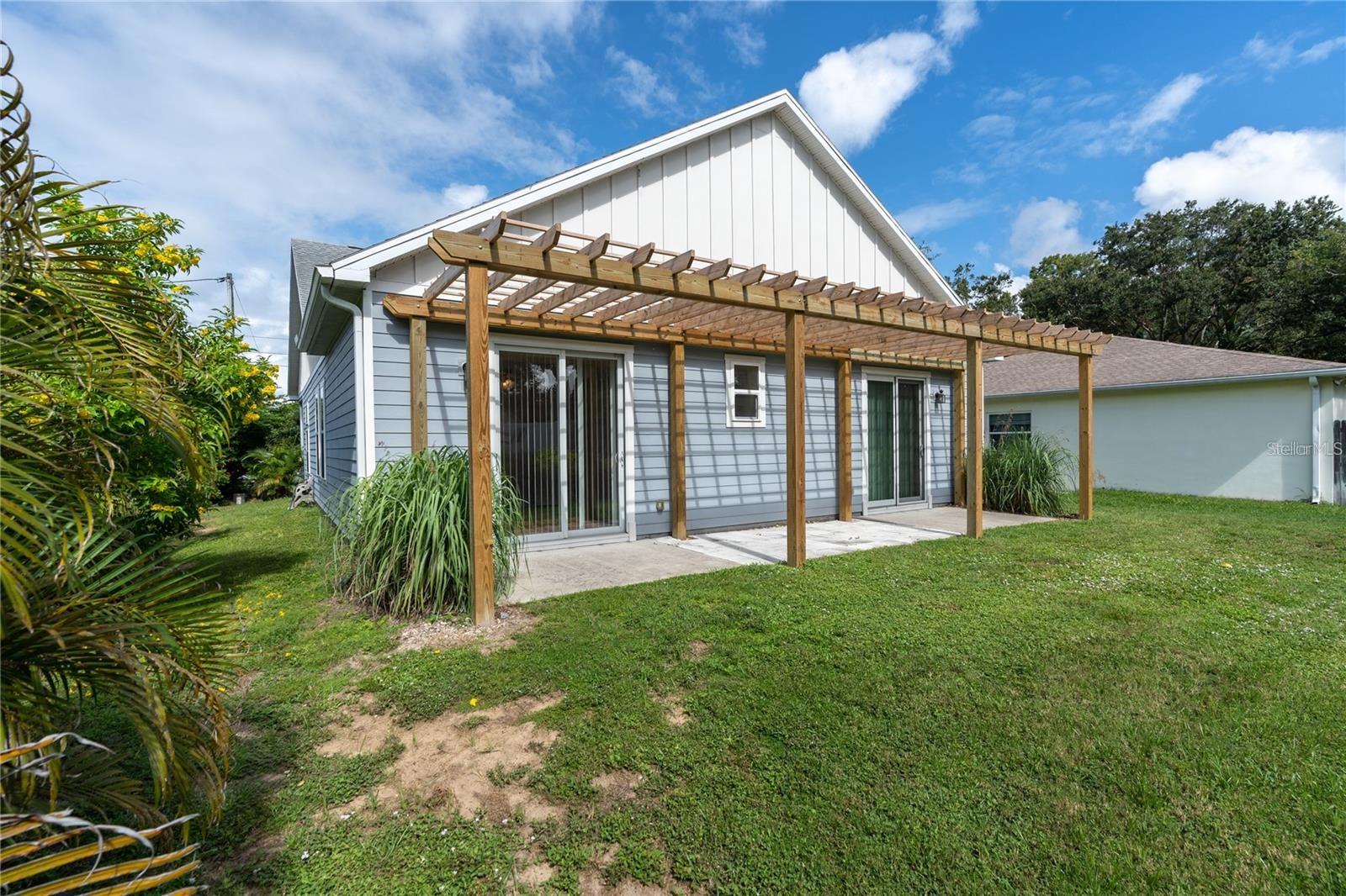 DUNEDIN PINES - Residential