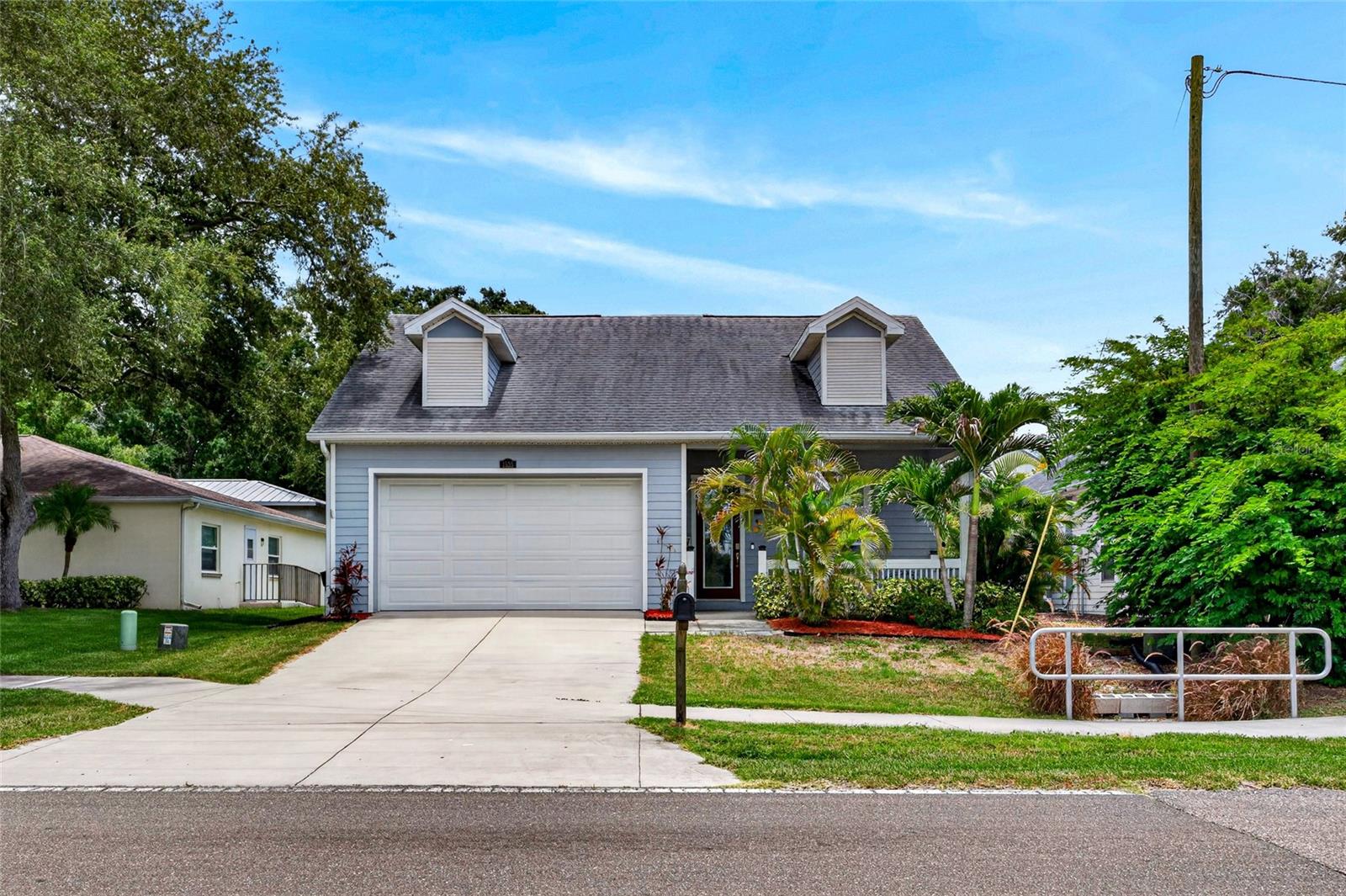 DUNEDIN PINES - Residential