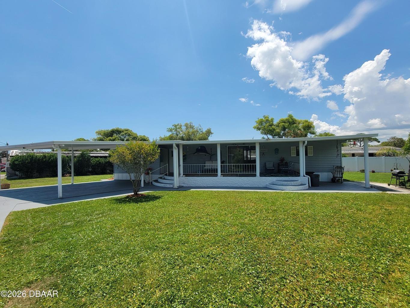 COMMONWEALTH - Residential