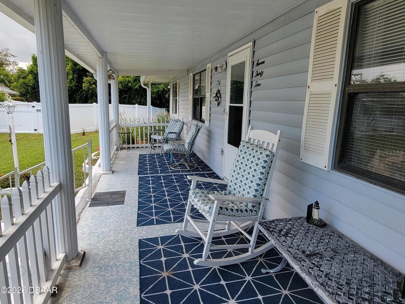 COMMONWEALTH - Residential