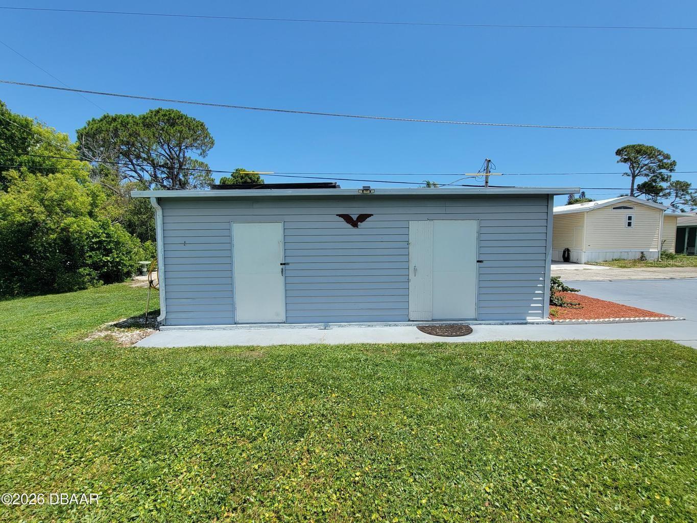 COMMONWEALTH - Residential